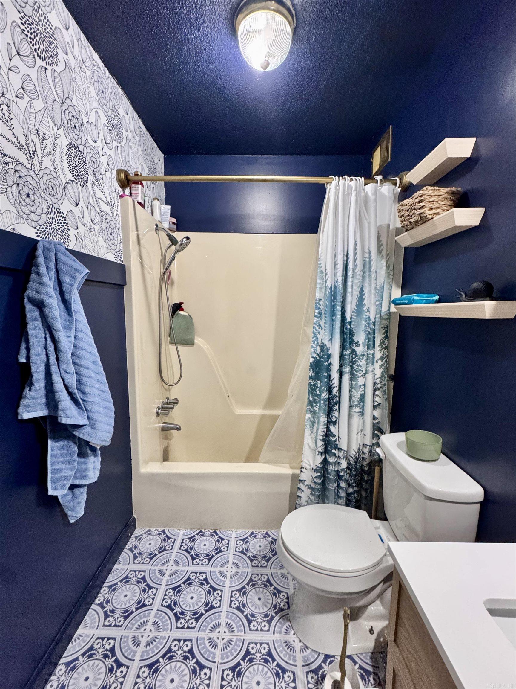 Whispering Oaks - Residential