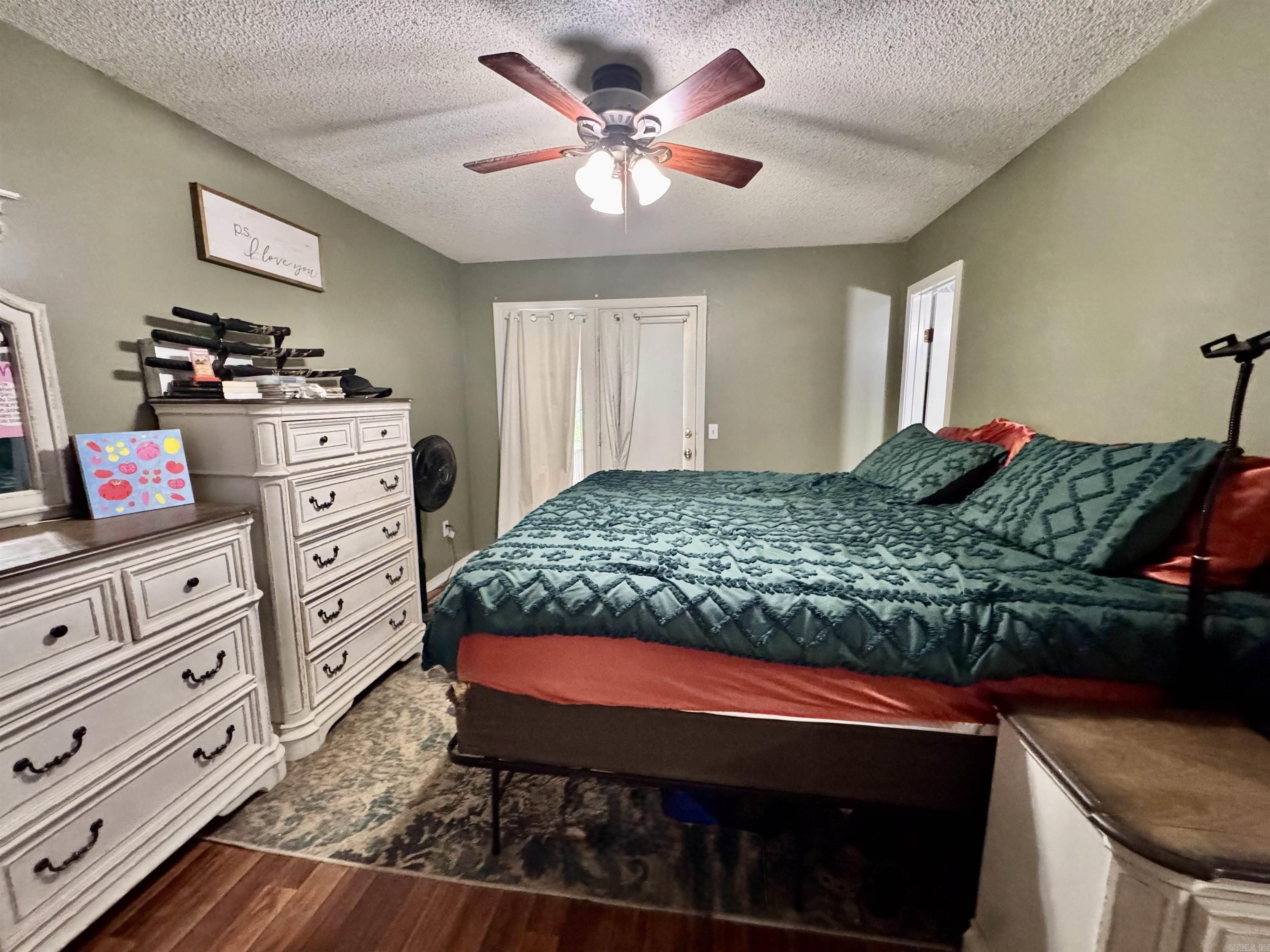 Whispering Oaks - Residential