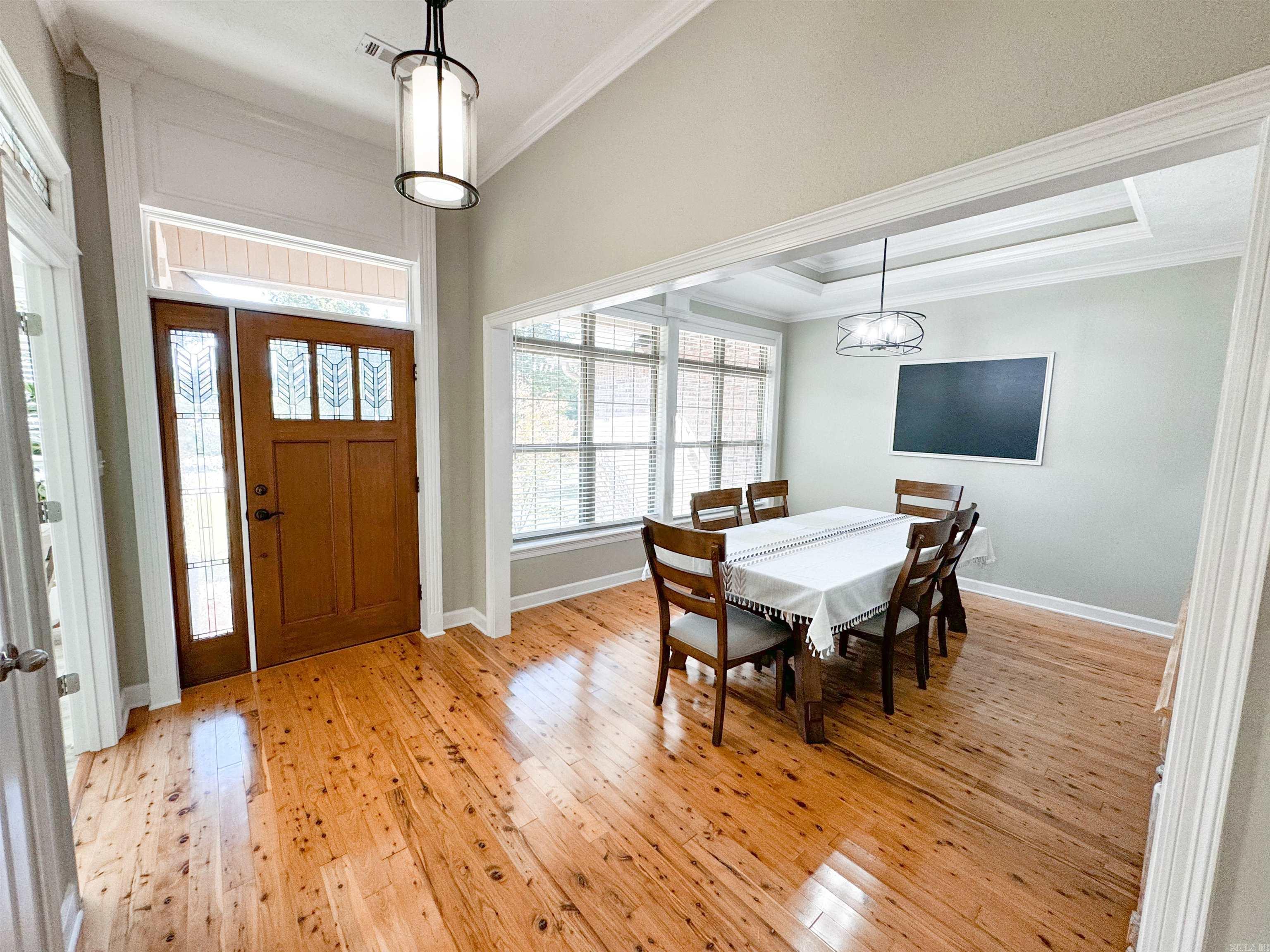 SOUTHERN HILLS EST - Residential