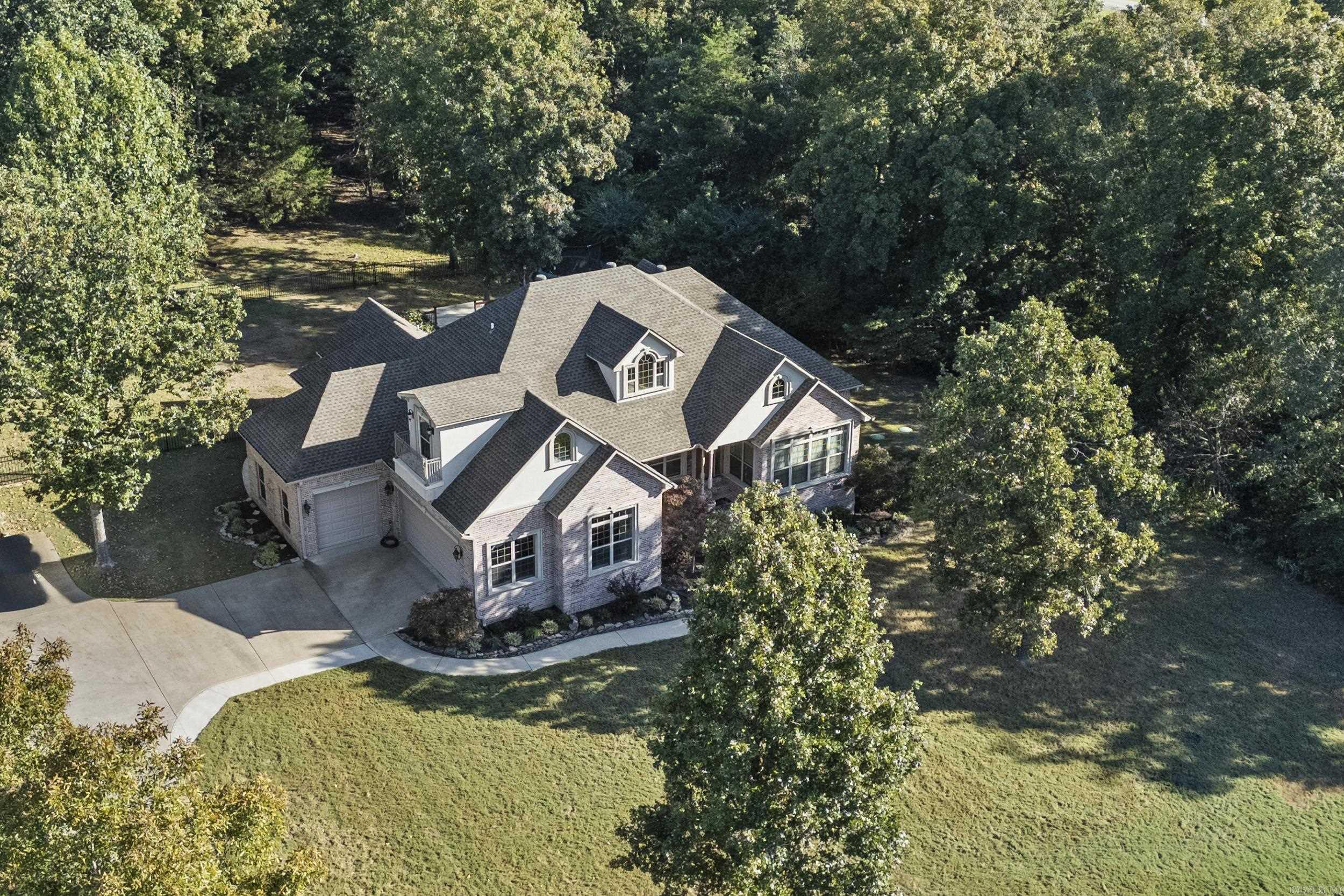 SOUTHERN HILLS EST - Residential