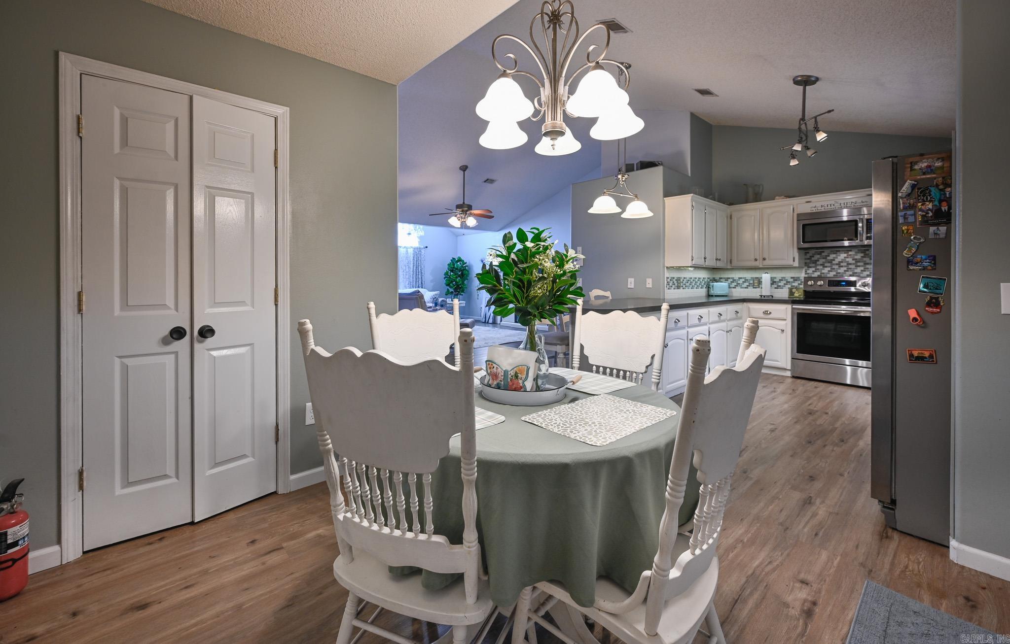 HIDDEN VALLEY ESTATES - Residential
