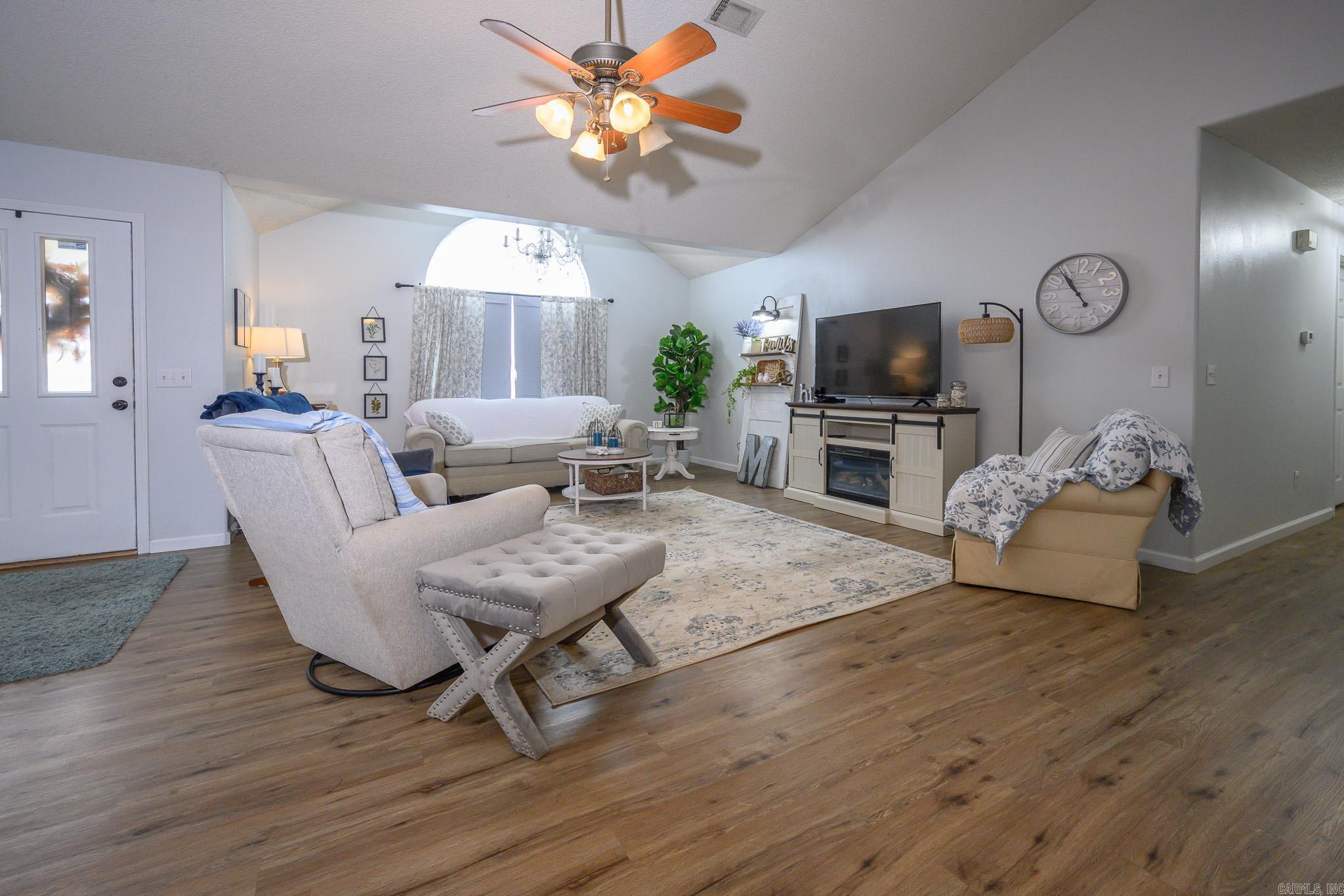 HIDDEN VALLEY ESTATES - Residential