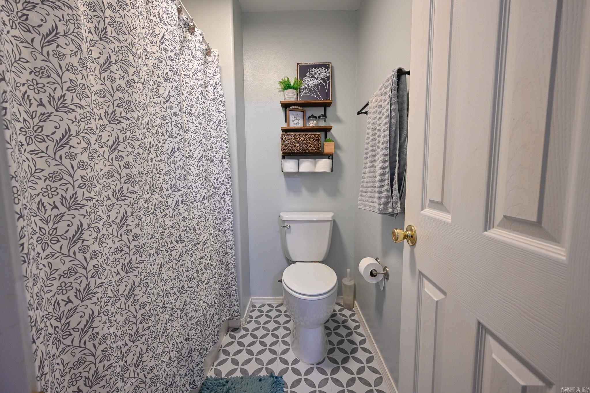 HIDDEN VALLEY ESTATES - Residential