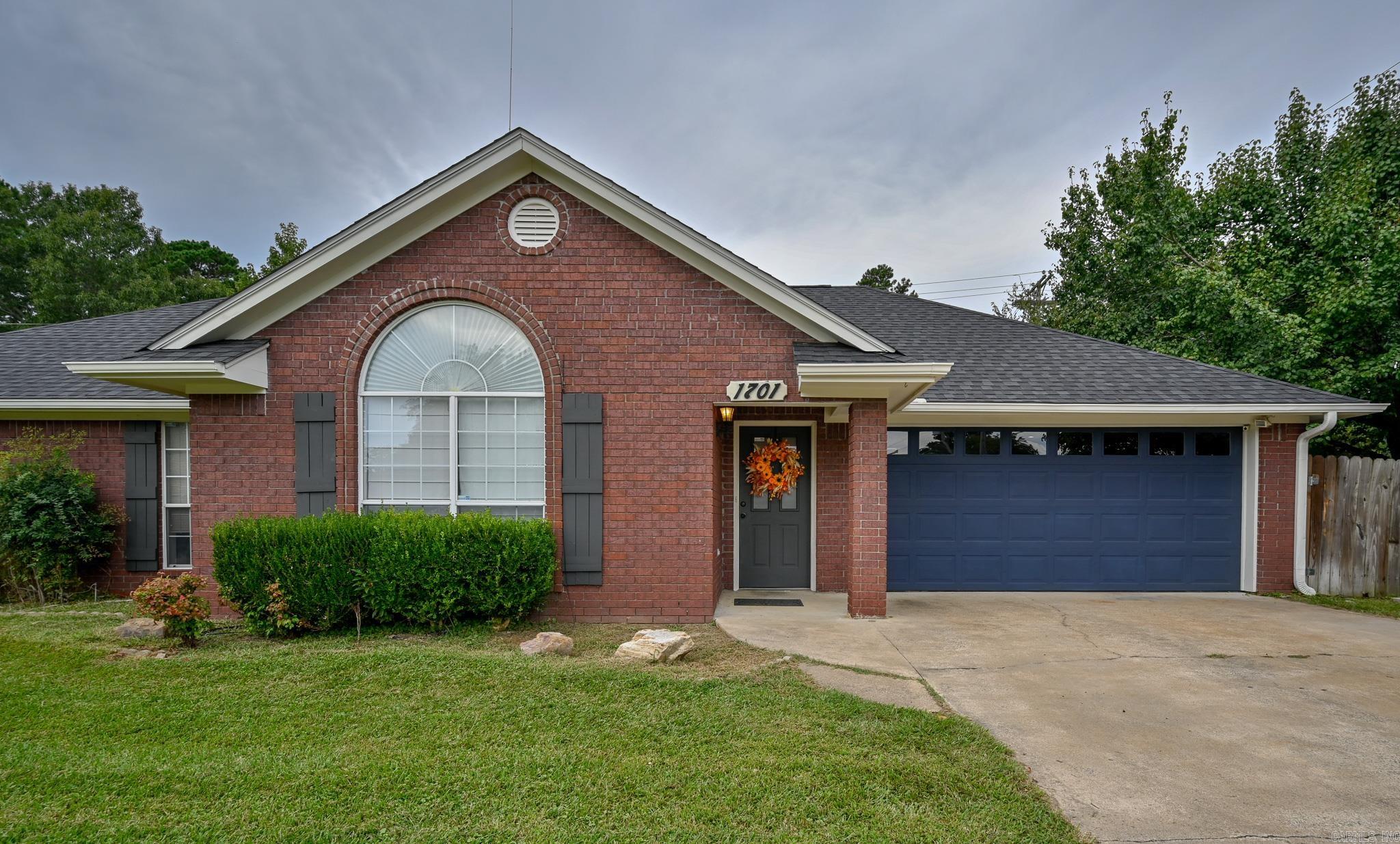 HIDDEN VALLEY ESTATES - Residential