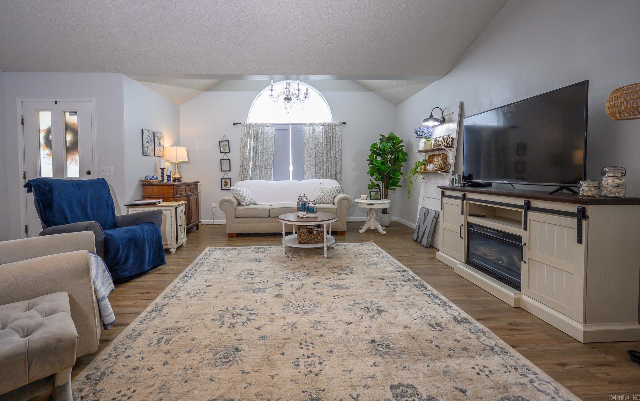 HIDDEN VALLEY ESTATES - Residential