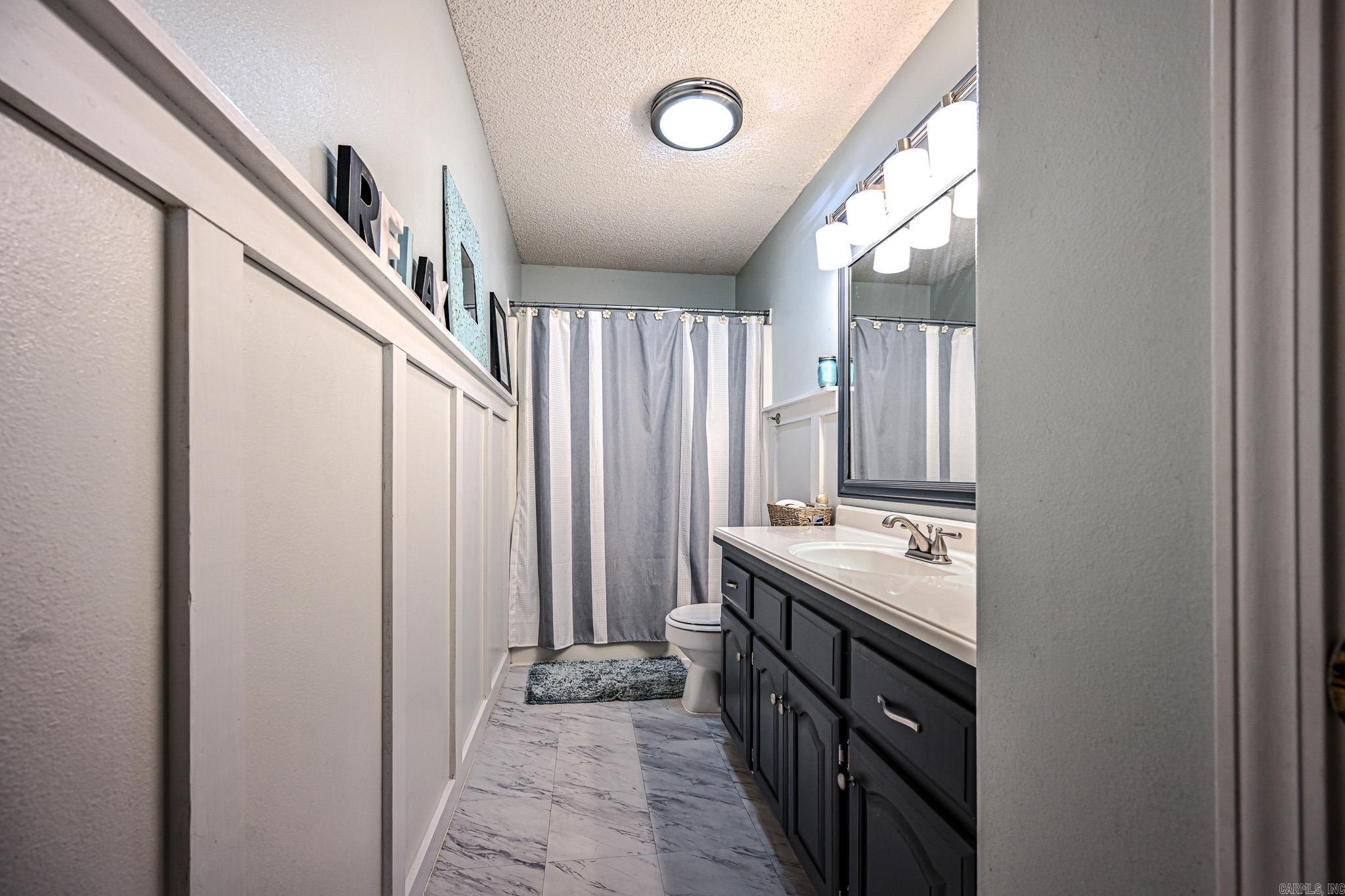 HIDDEN VALLEY ESTATES - Residential