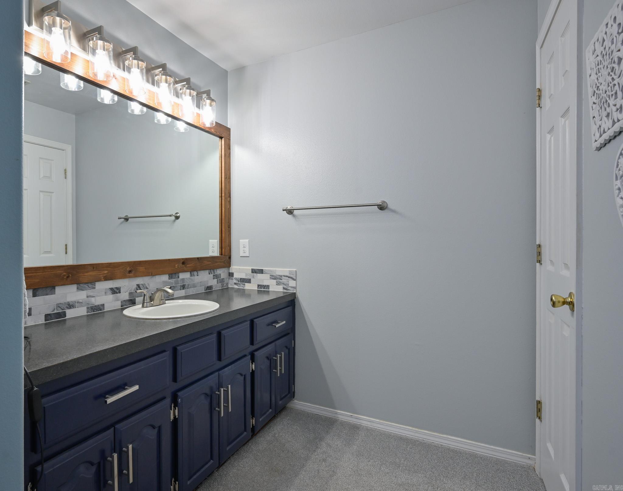 HIDDEN VALLEY ESTATES - Residential