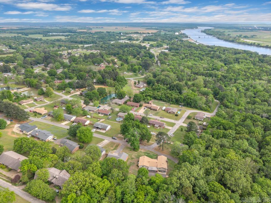 HAMILTON-WILSON ADDN TO LEW - Residential