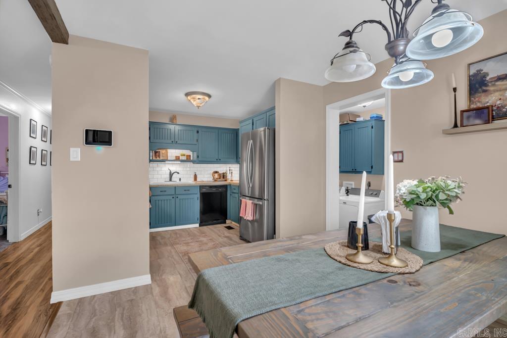 HAMILTON-WILSON ADDN TO LEW - Residential