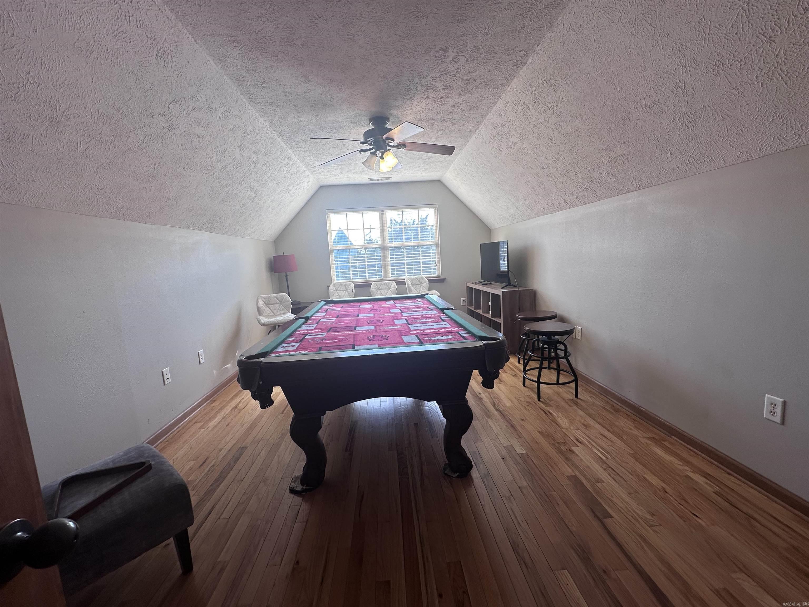 SWINGING BRIDGE VILLAGE - Residential