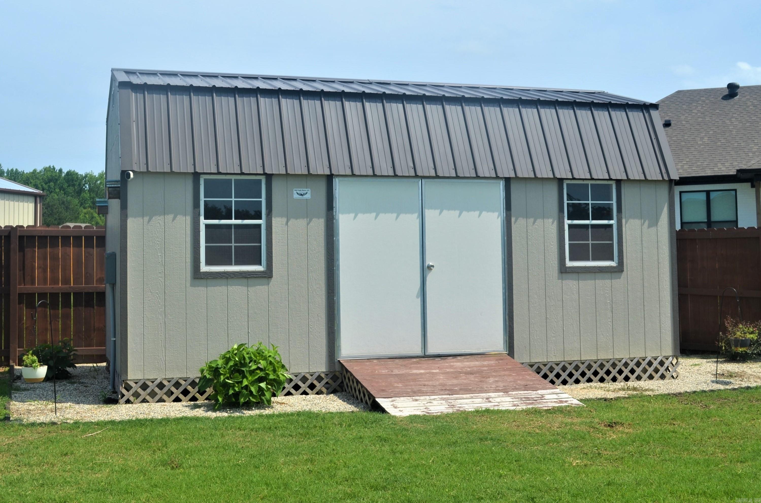 MOUNT TABOR ESTATES - Residential Lease