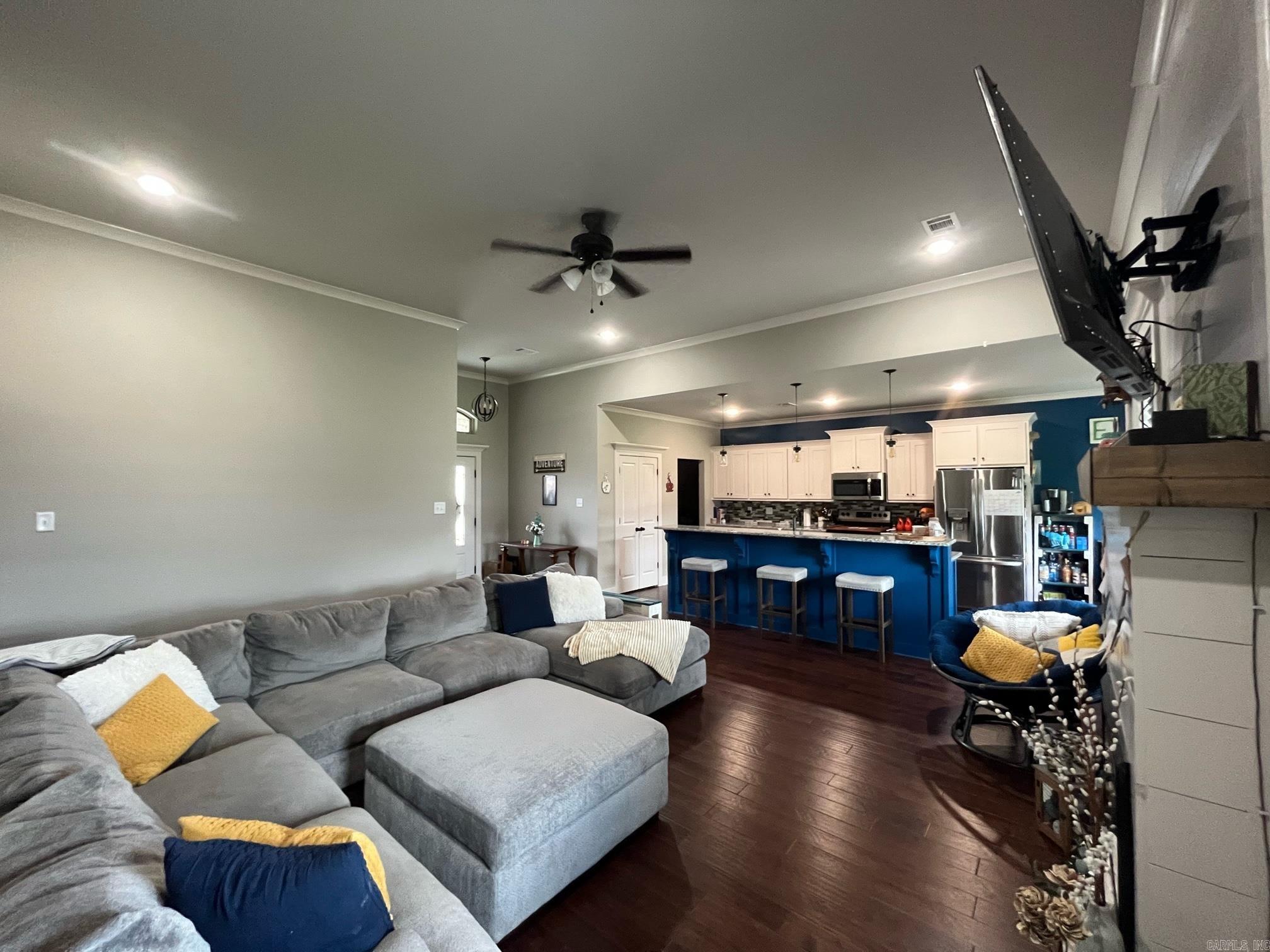 MOUNT TABOR ESTATES - Residential Lease