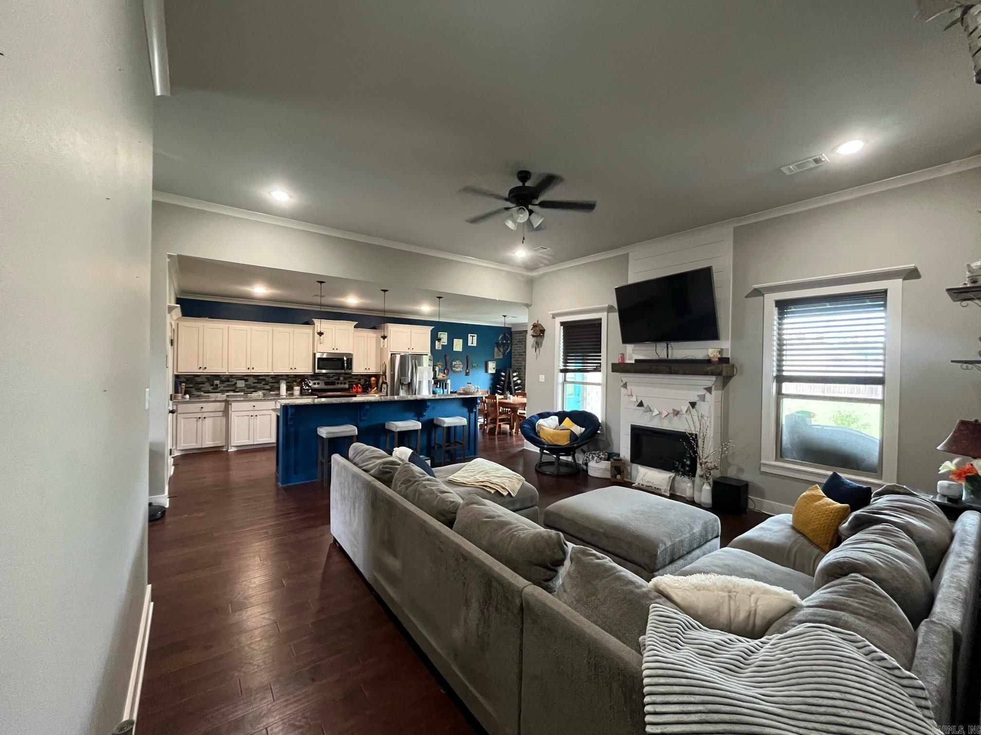 MOUNT TABOR ESTATES - Residential Lease