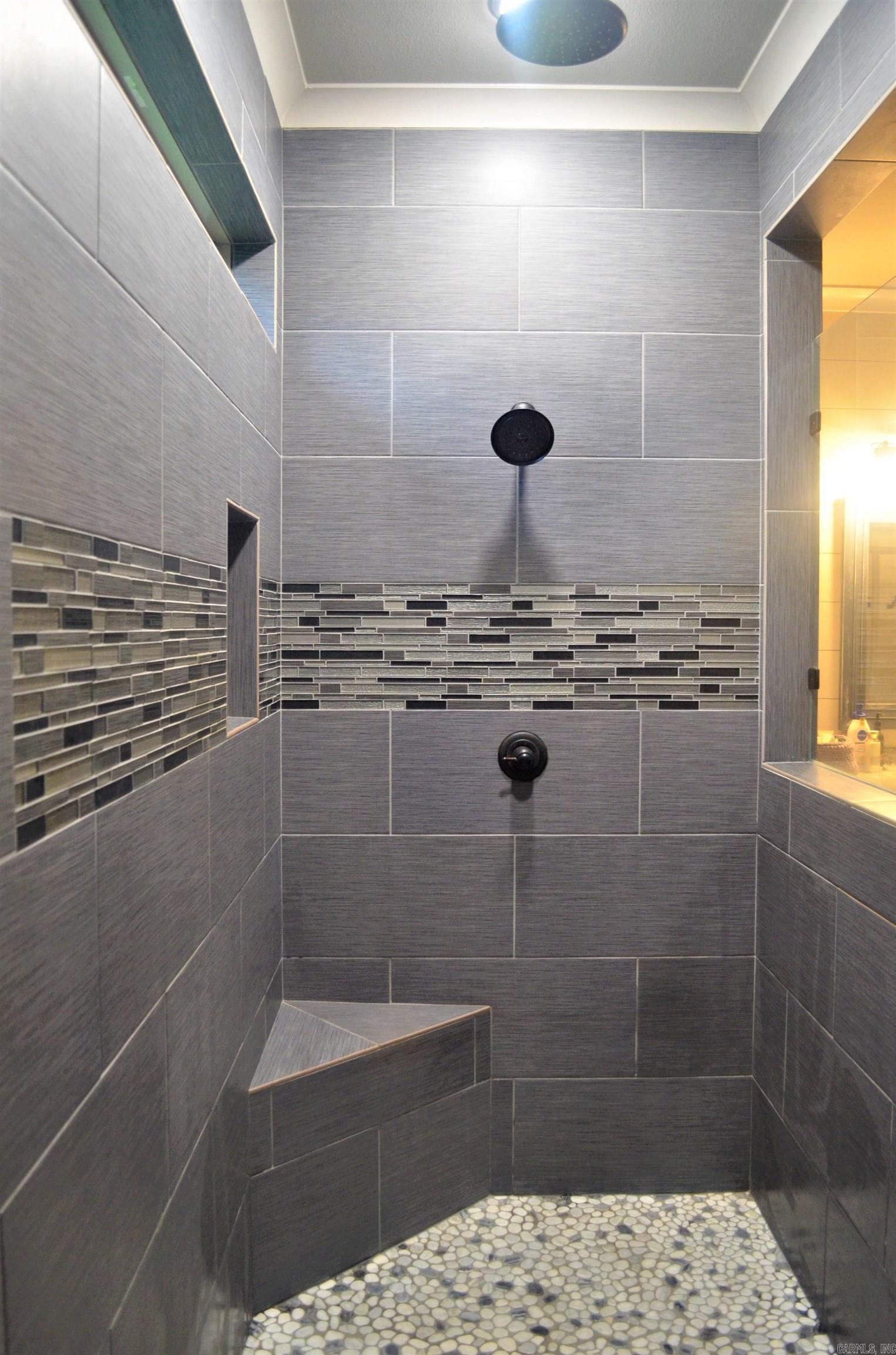 MOUNT TABOR ESTATES - Residential Lease