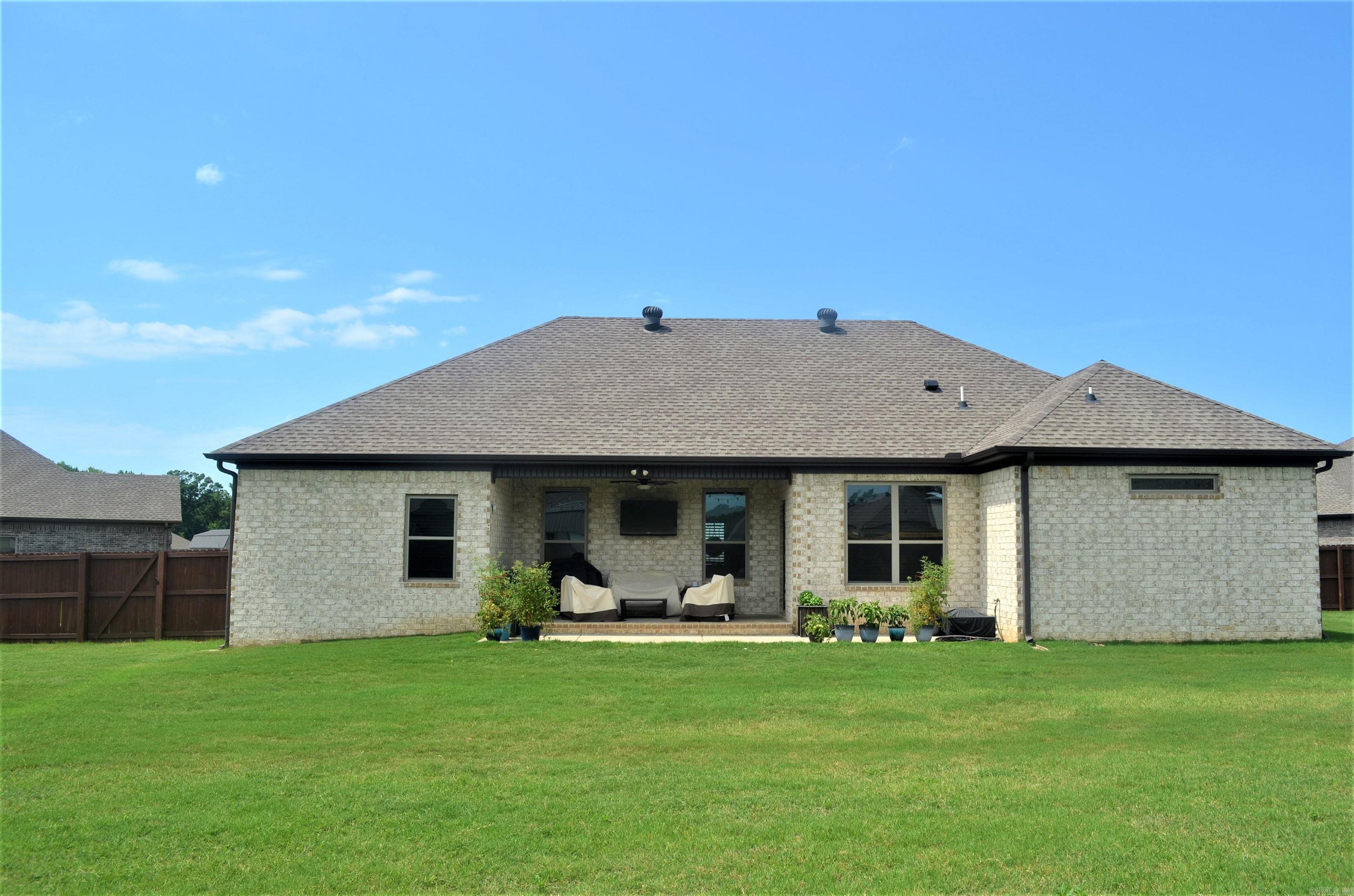 MOUNT TABOR ESTATES - Residential Lease