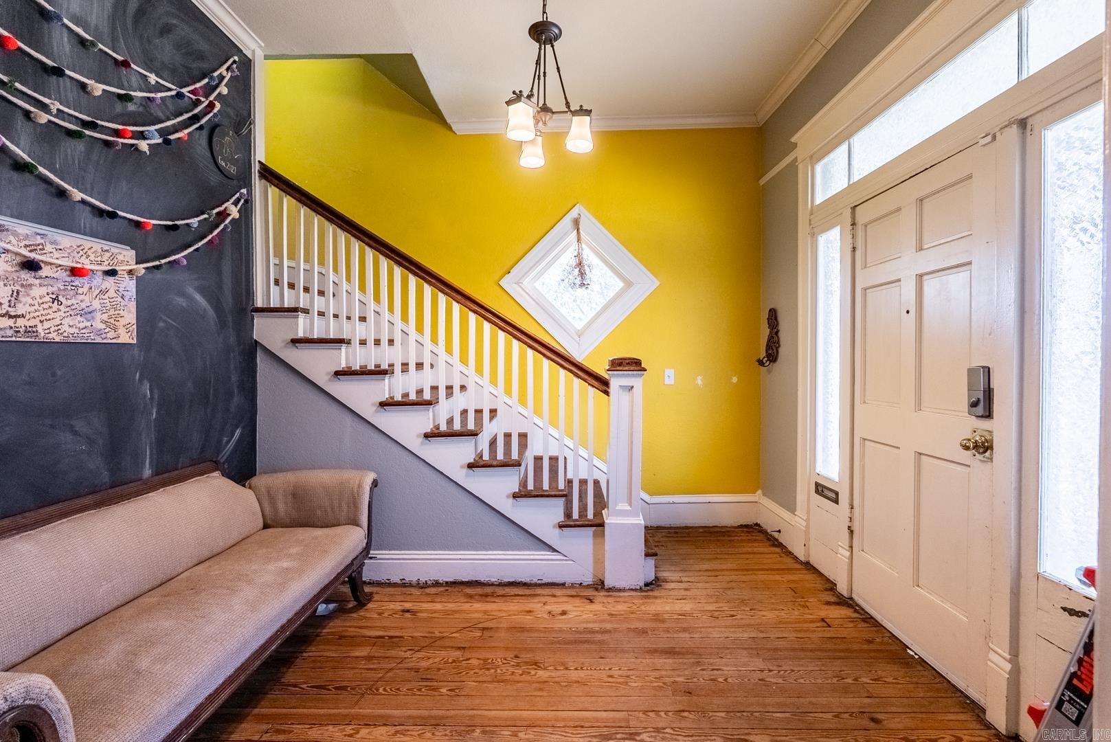 Weldon E Wrights - Residential