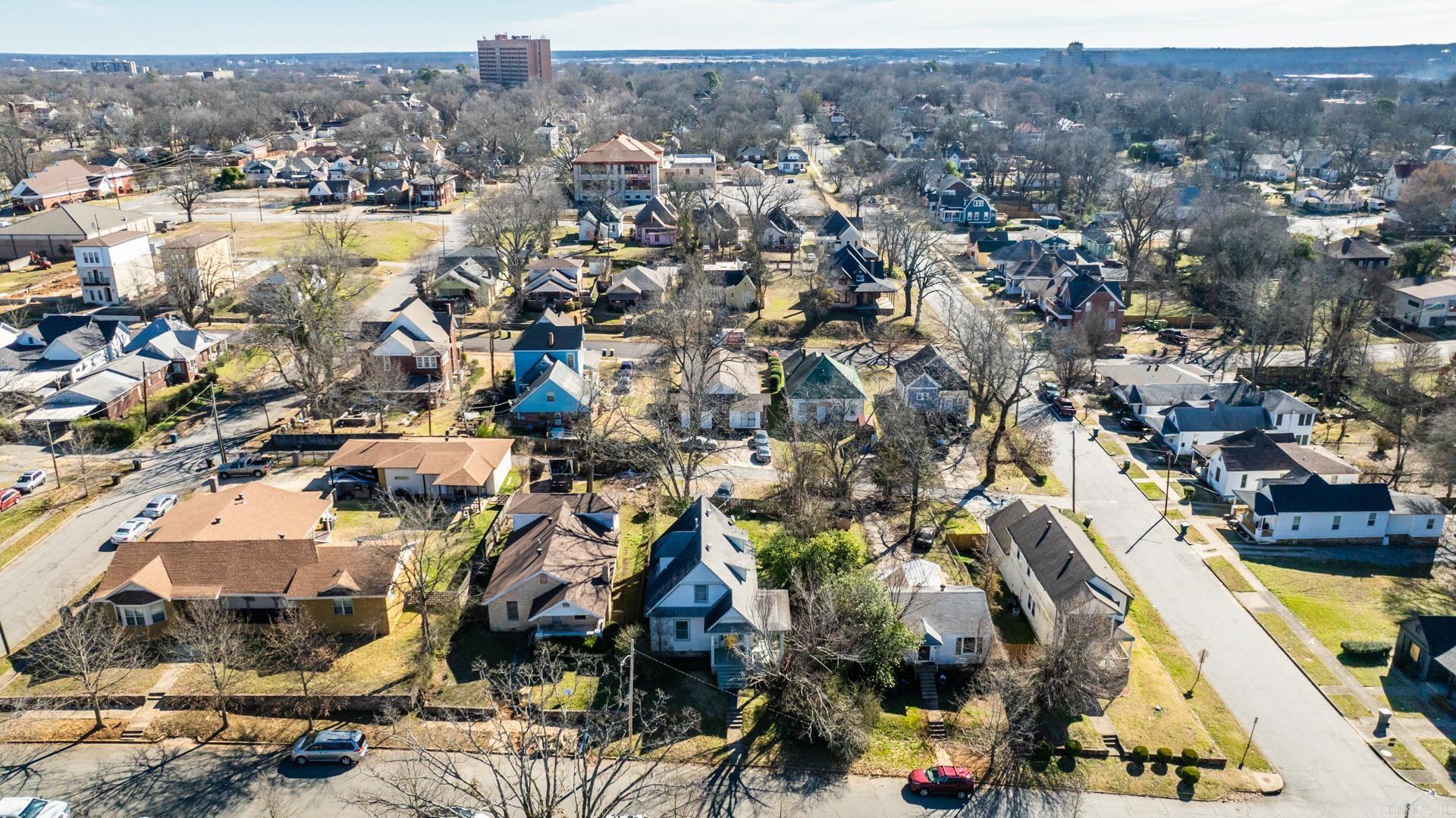 Weldon E Wrights - Residential