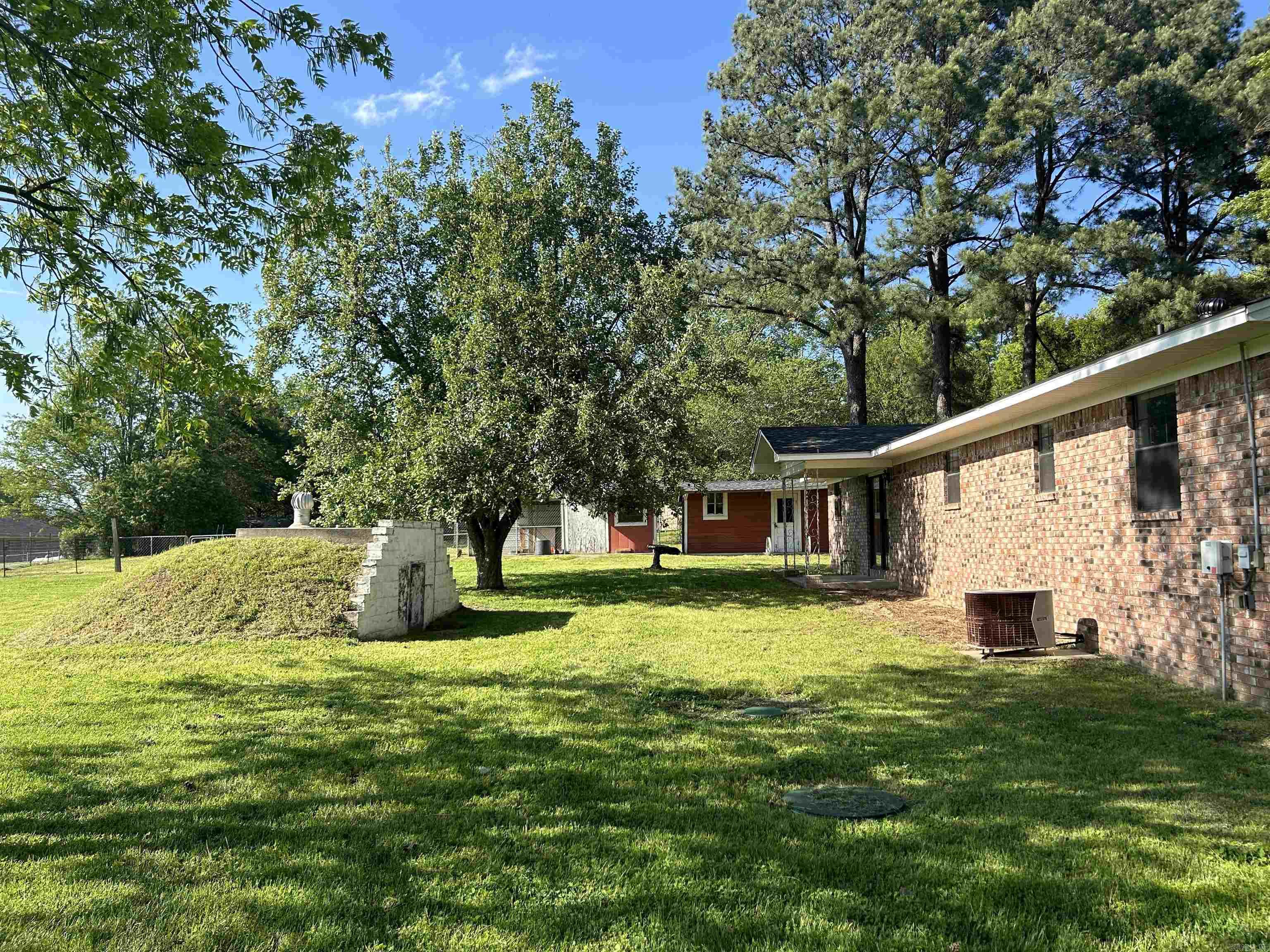 ROSE BUD OUTLOTS - Residential