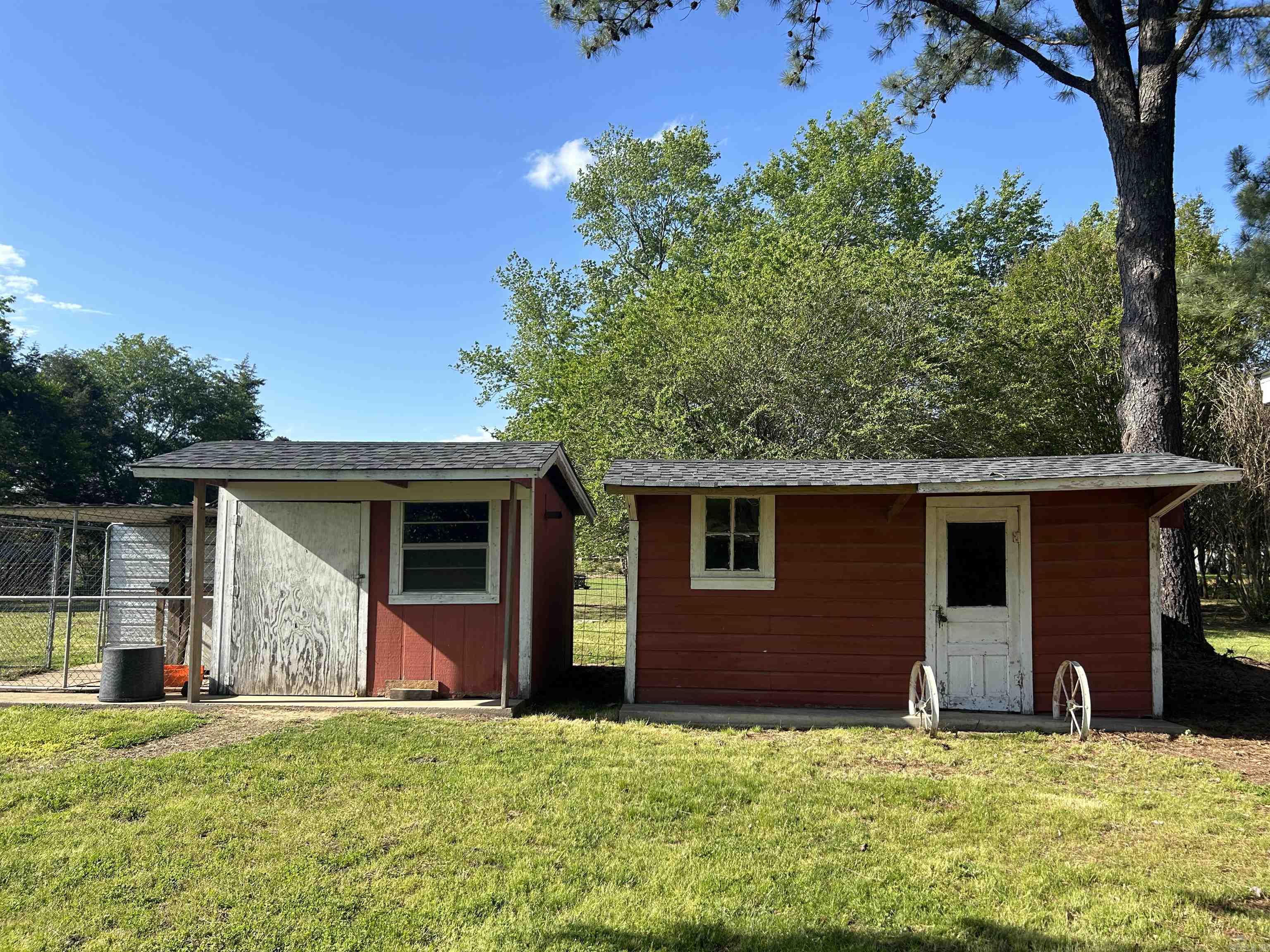 ROSE BUD OUTLOTS - Residential