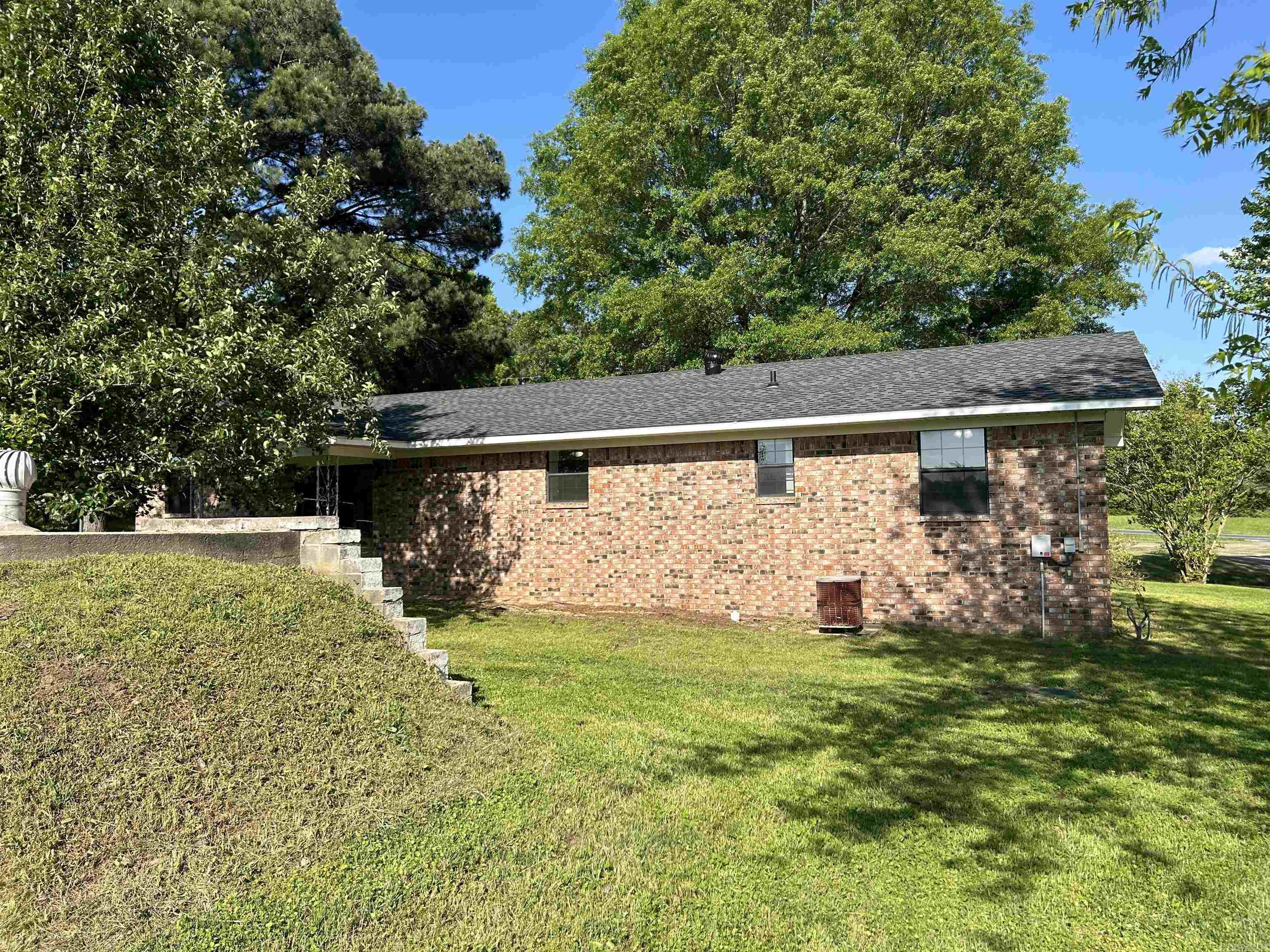 ROSE BUD OUTLOTS - Residential