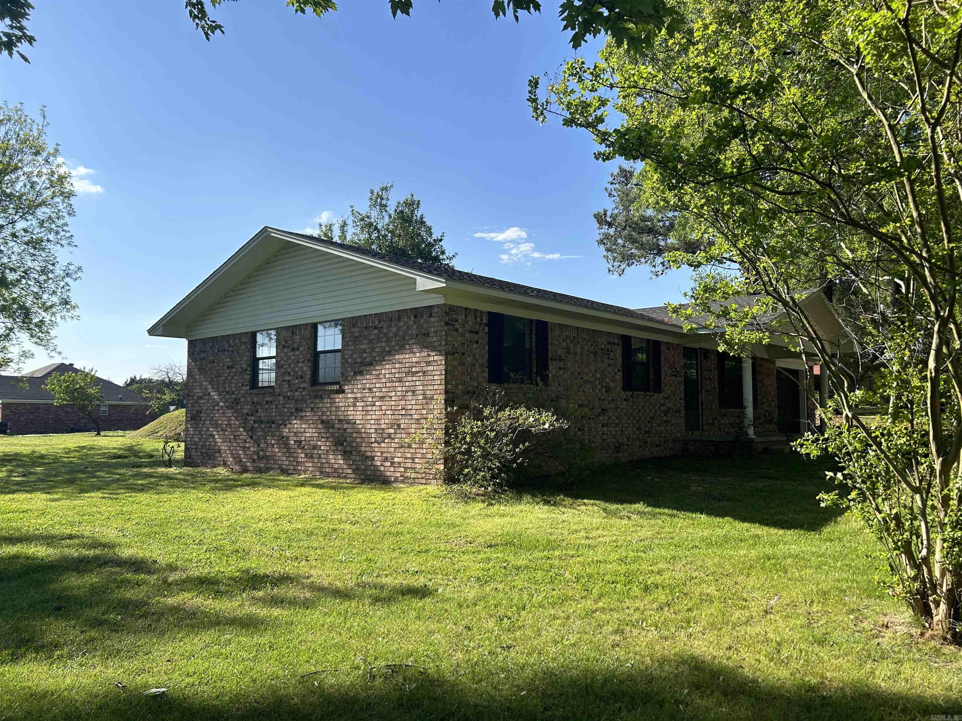 ROSE BUD OUTLOTS - Residential