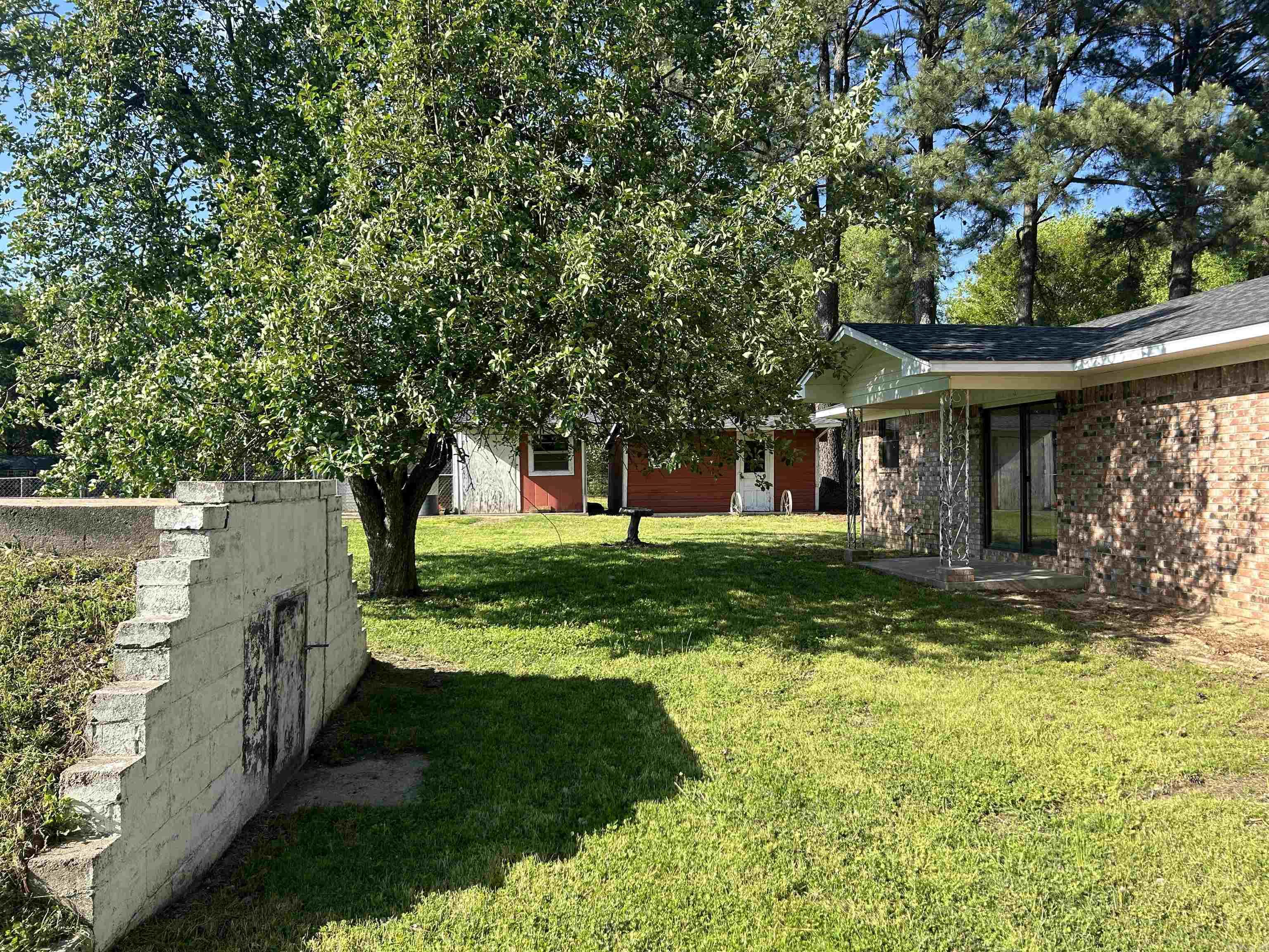 ROSE BUD OUTLOTS - Residential