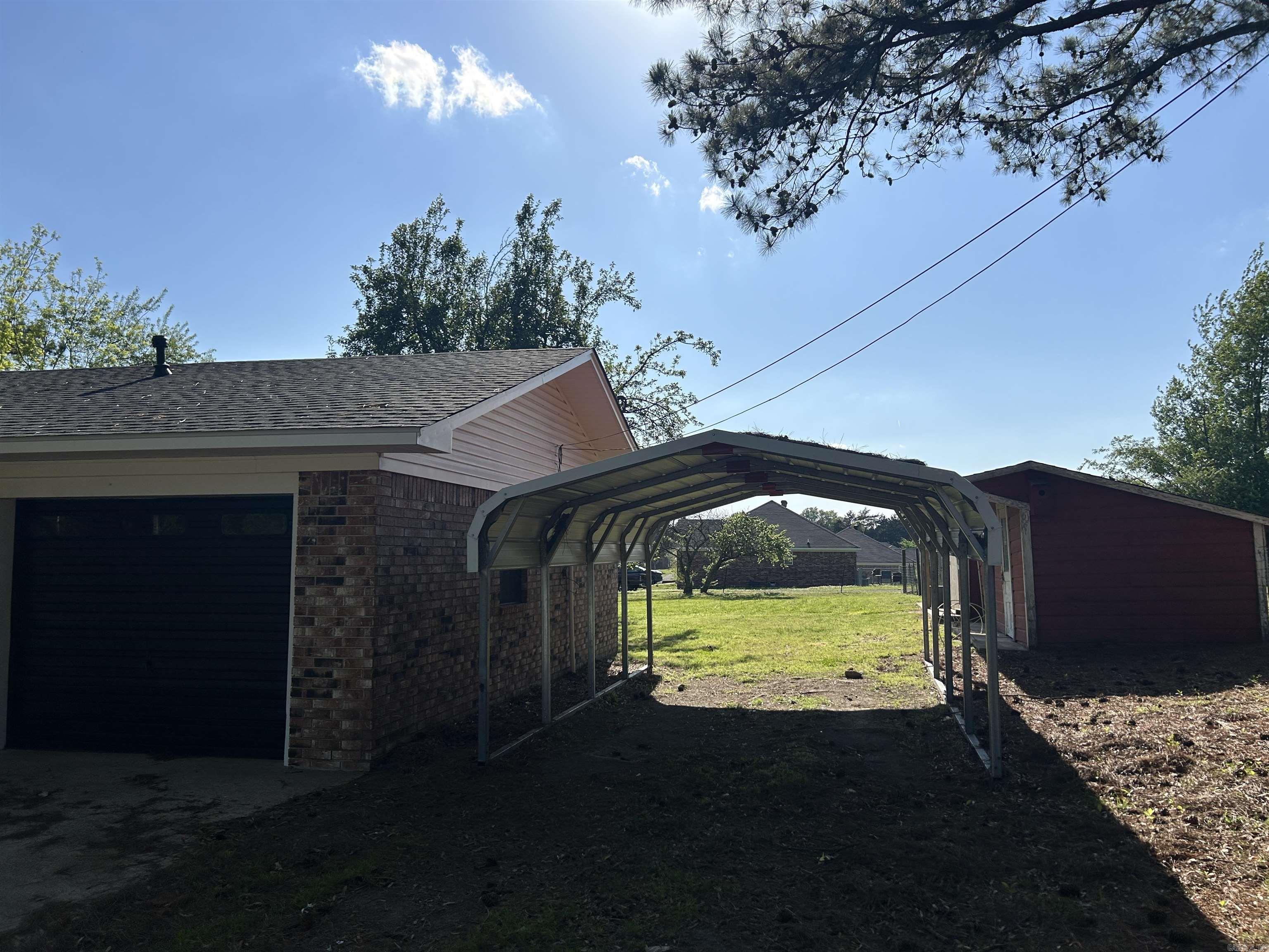 ROSE BUD OUTLOTS - Residential