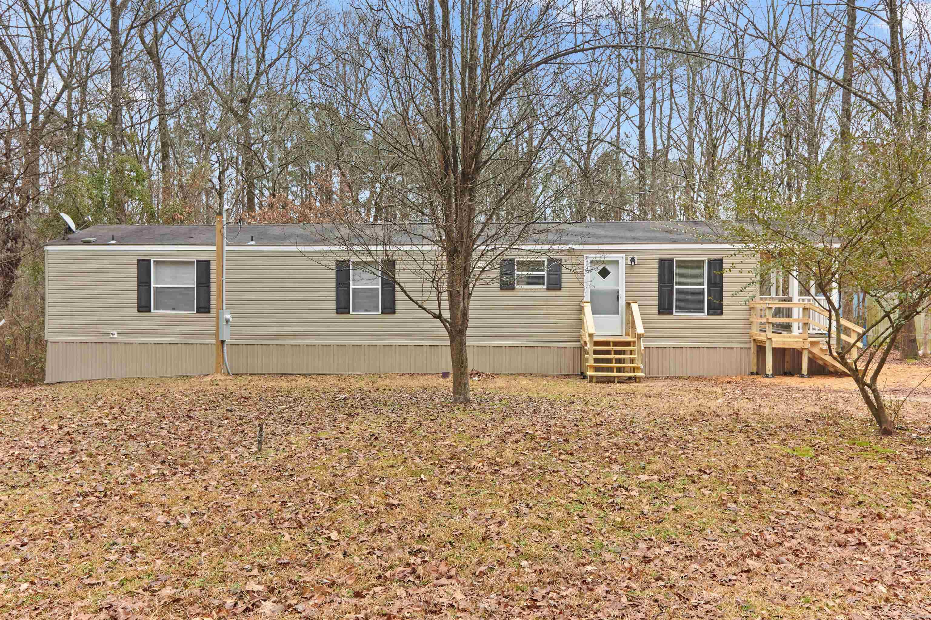 View Sheridan, AR 72150 mobile home