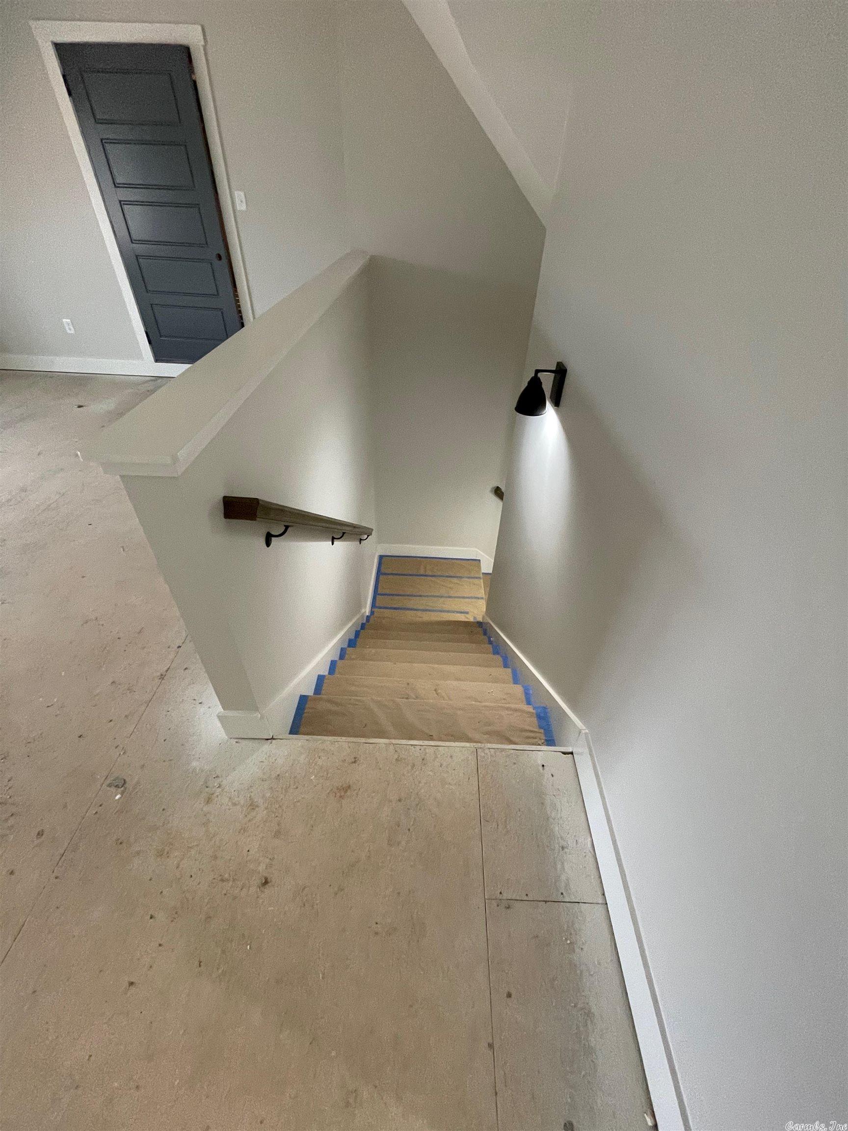 MEADOWLARKE ESTATES - Residential