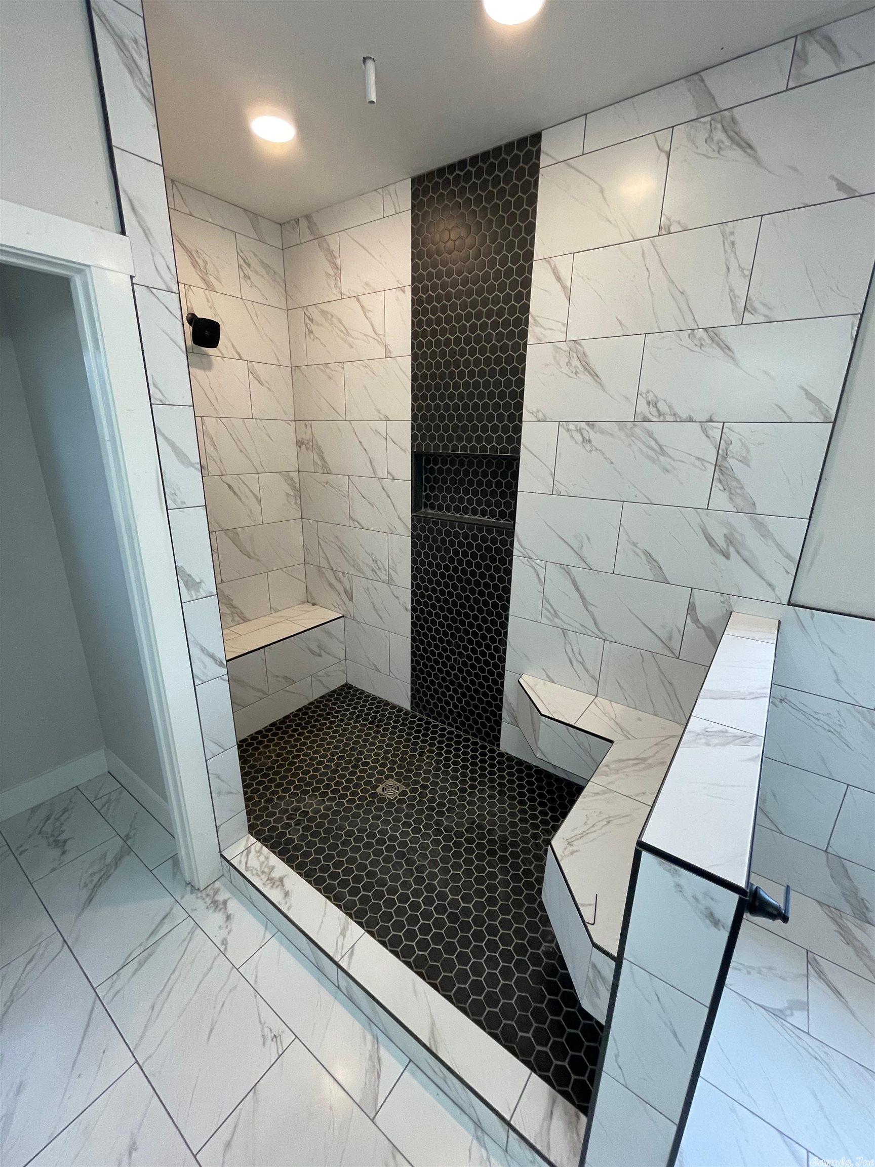 MEADOWLARKE ESTATES - Residential