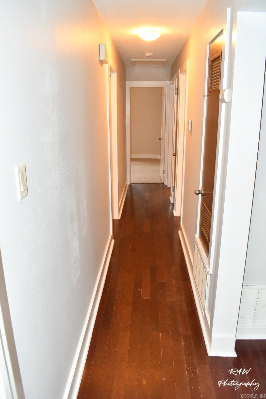 COUNTRY CLUB PARK - Residential