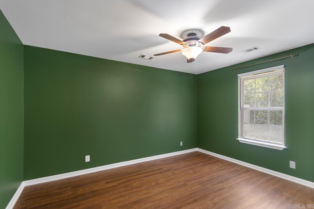 WISTERIA VINEYARD - Residential