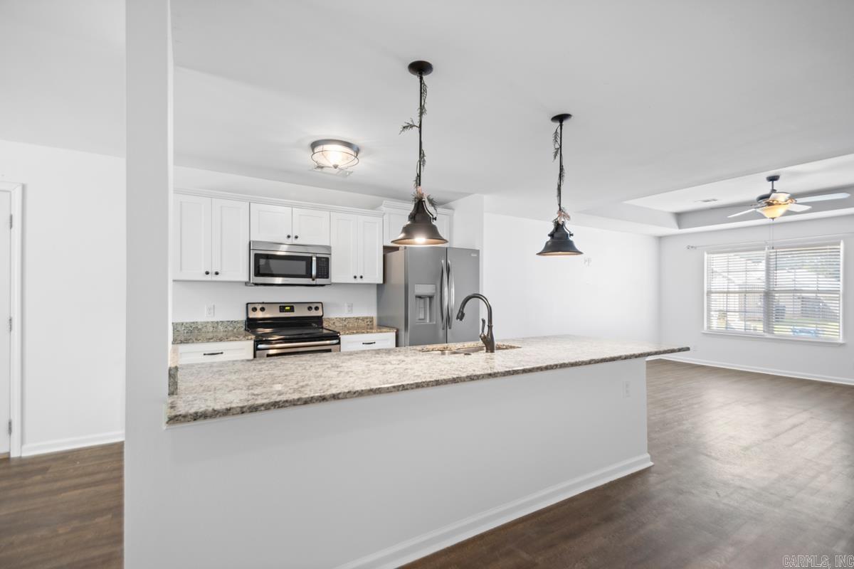 WISTERIA VINEYARD - Residential