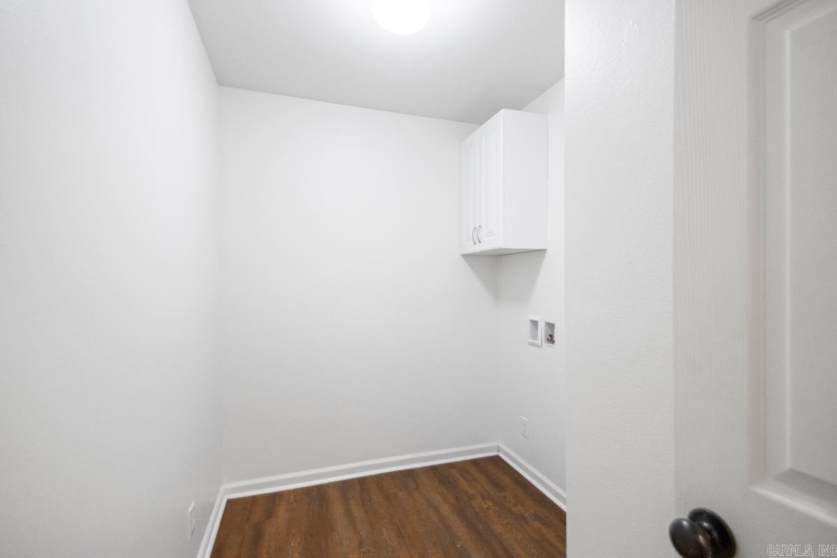 WISTERIA VINEYARD - Residential