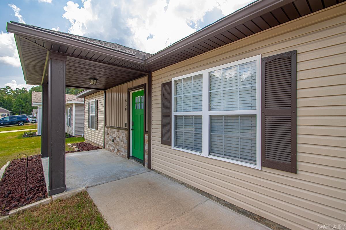WISTERIA VINEYARD - Residential