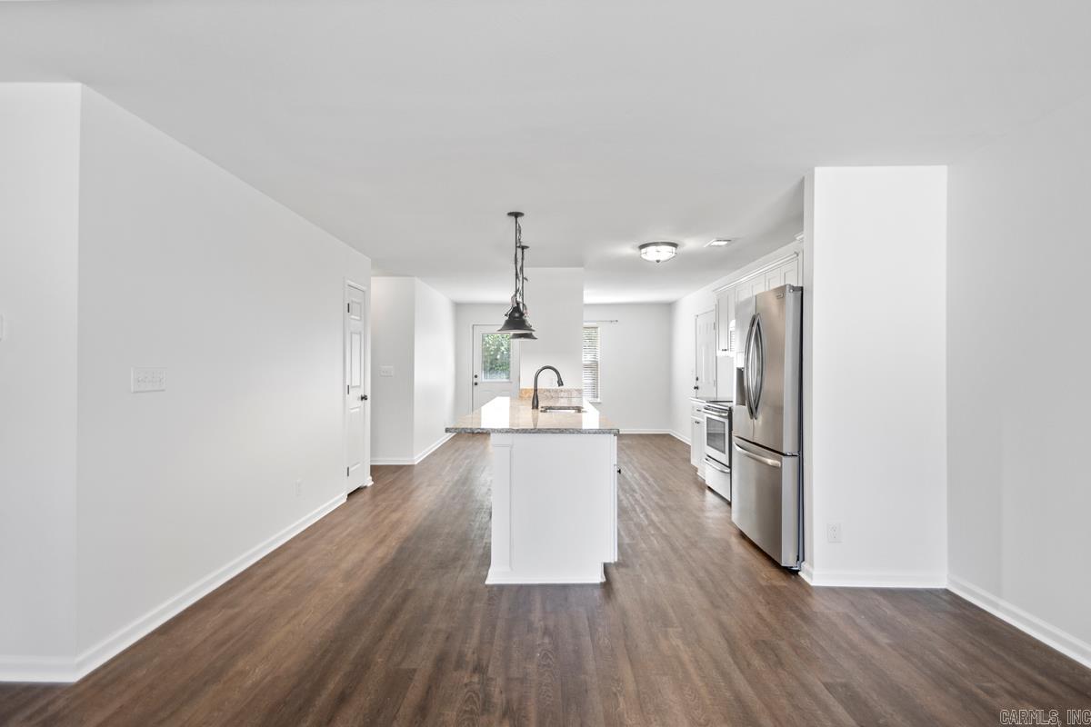 WISTERIA VINEYARD - Residential