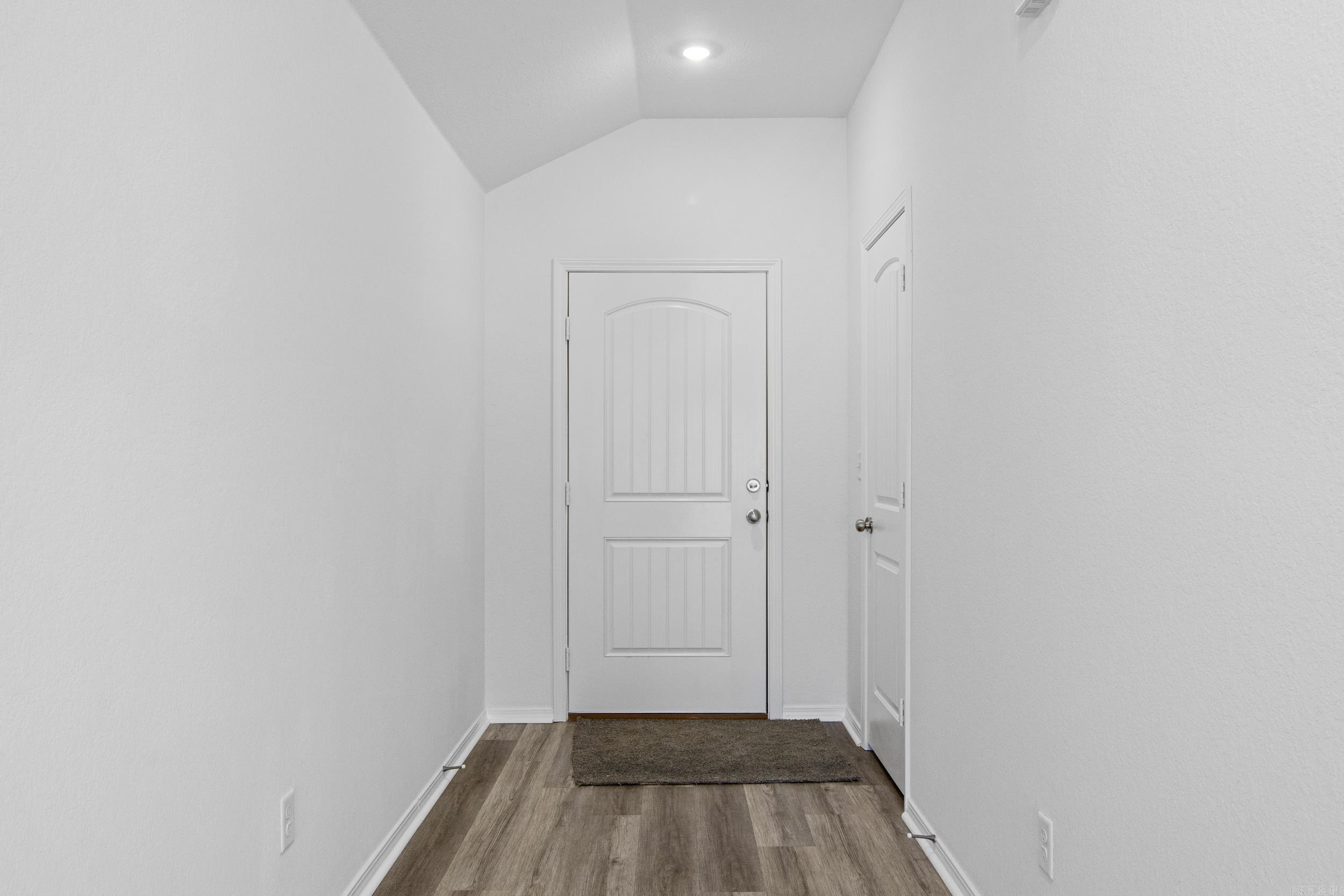 COUNTRY CLUB OF ARK THE - Residential