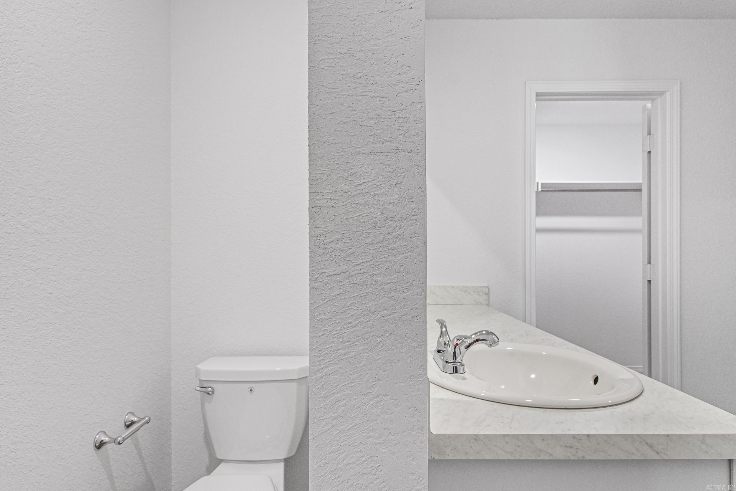 COUNTRY CLUB OF ARK THE - Residential