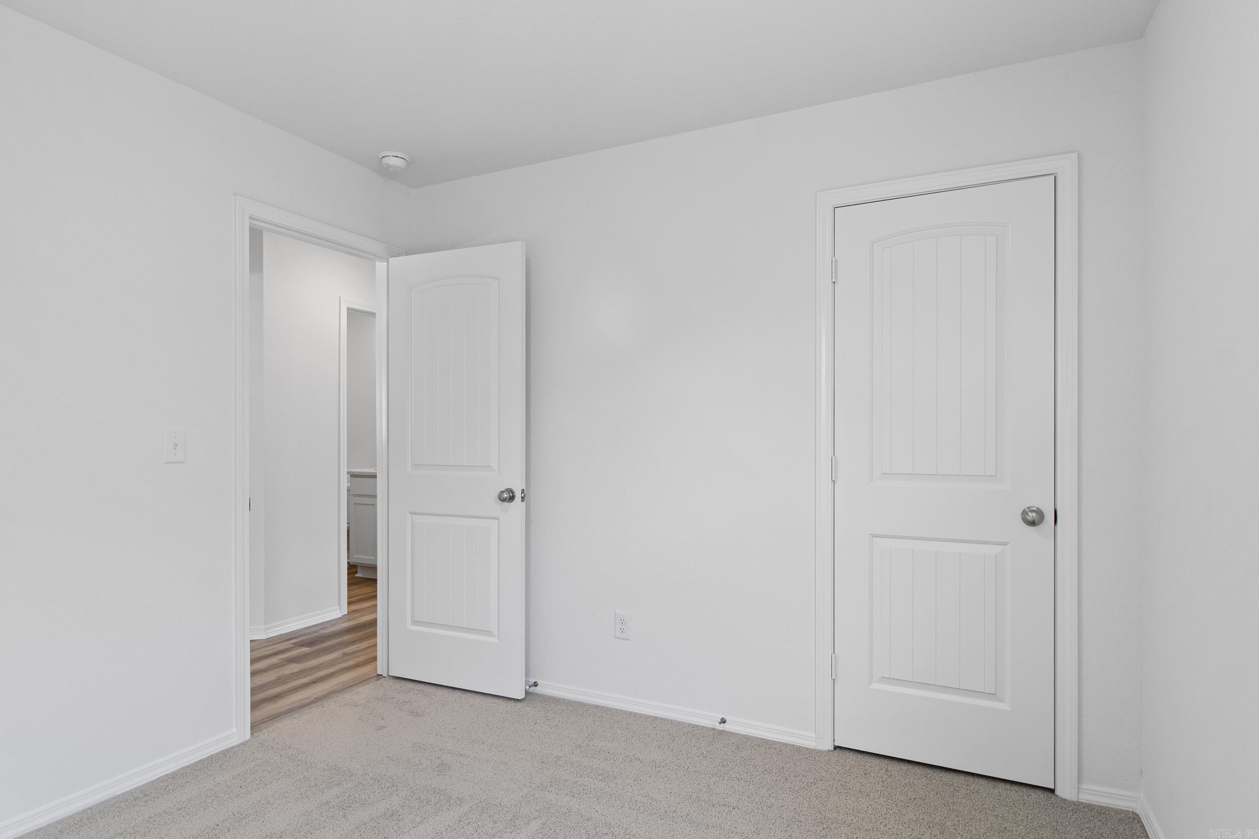 COUNTRY CLUB OF ARK THE - Residential