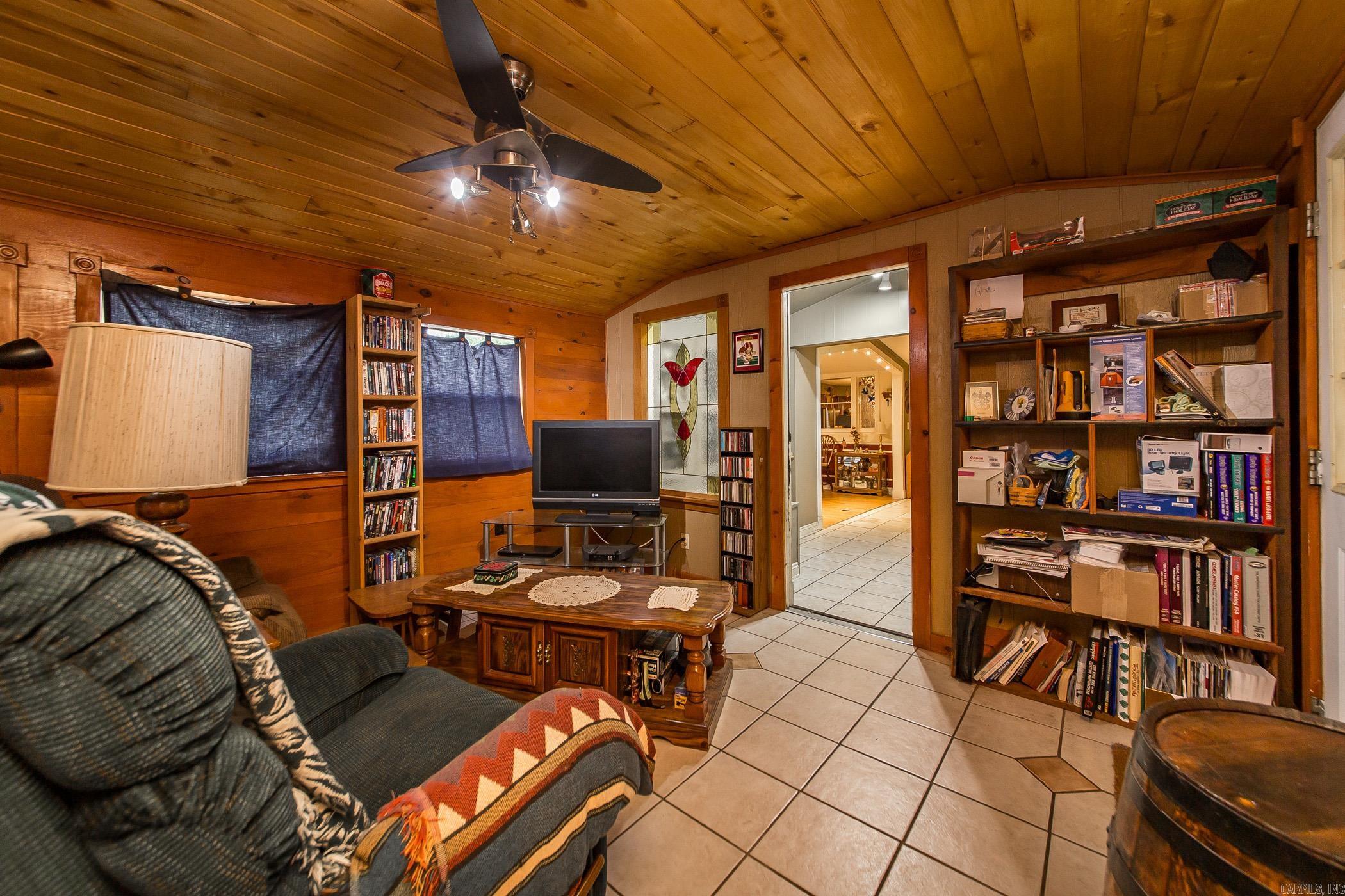 TRAILWOOD - Residential