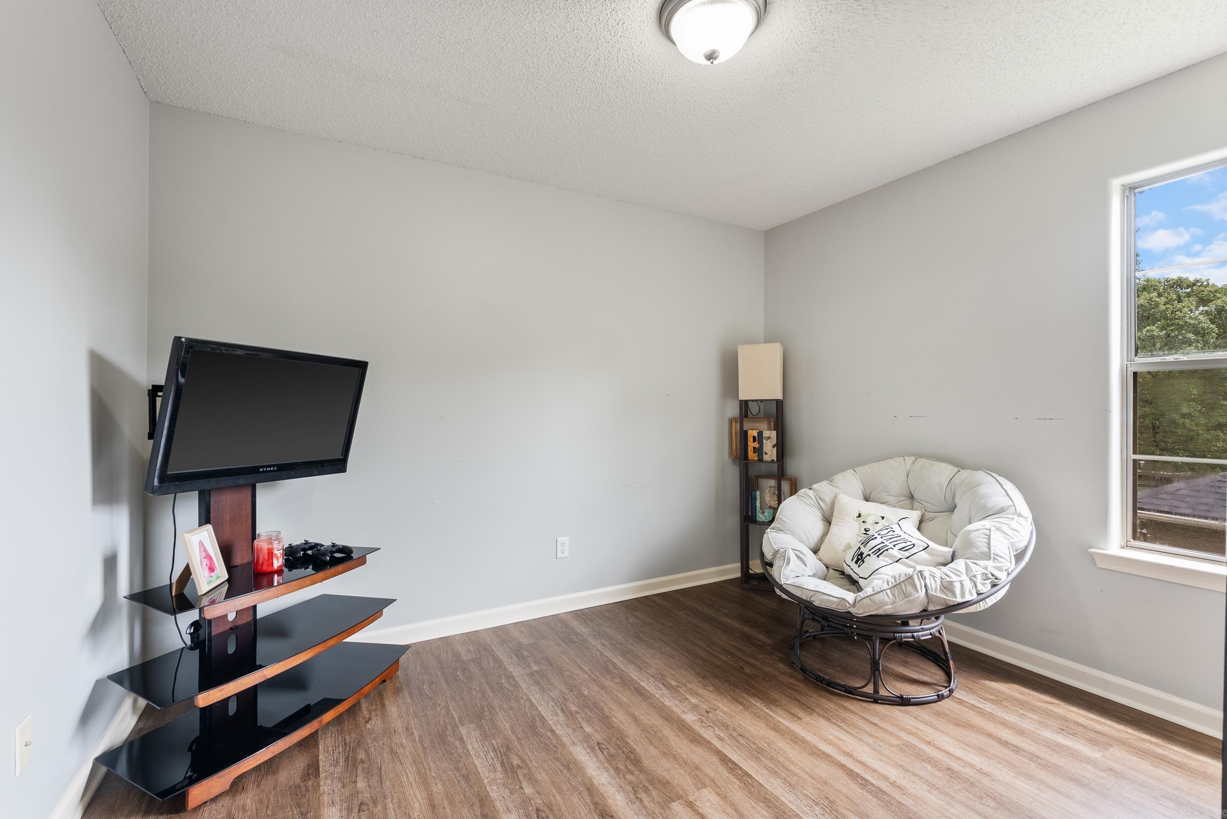 SANDALWOOD - Residential