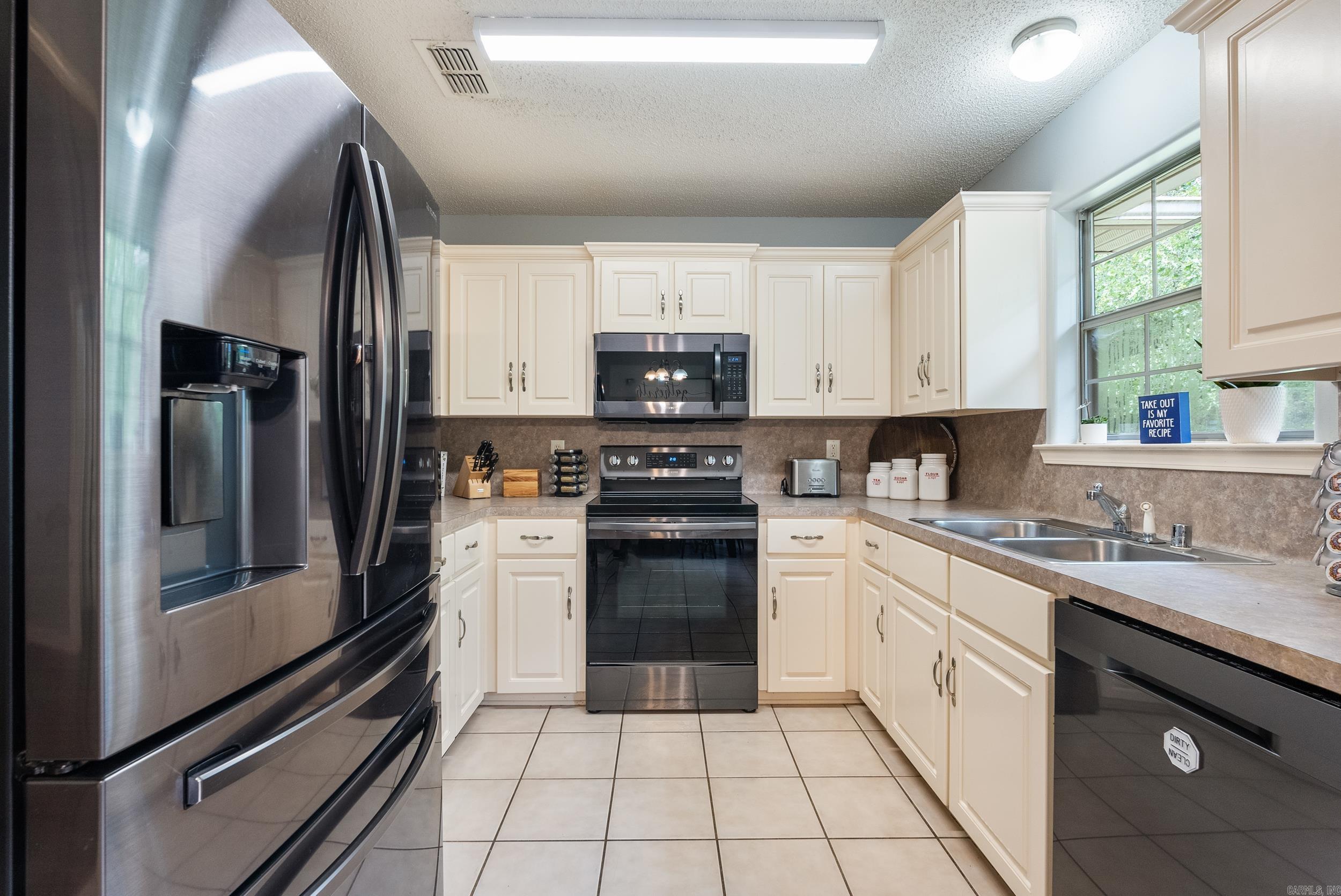 SANDALWOOD - Residential