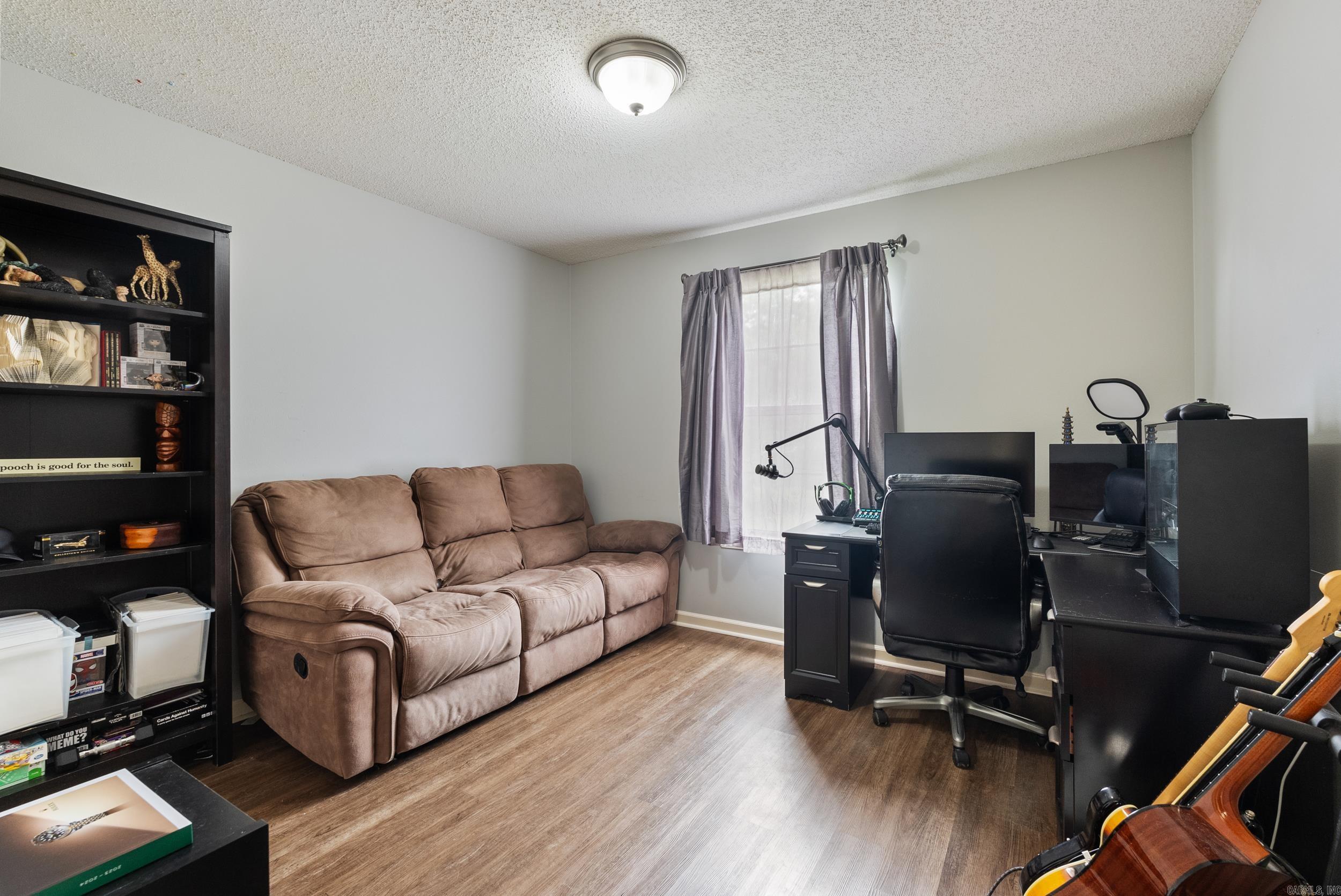 SANDALWOOD - Residential