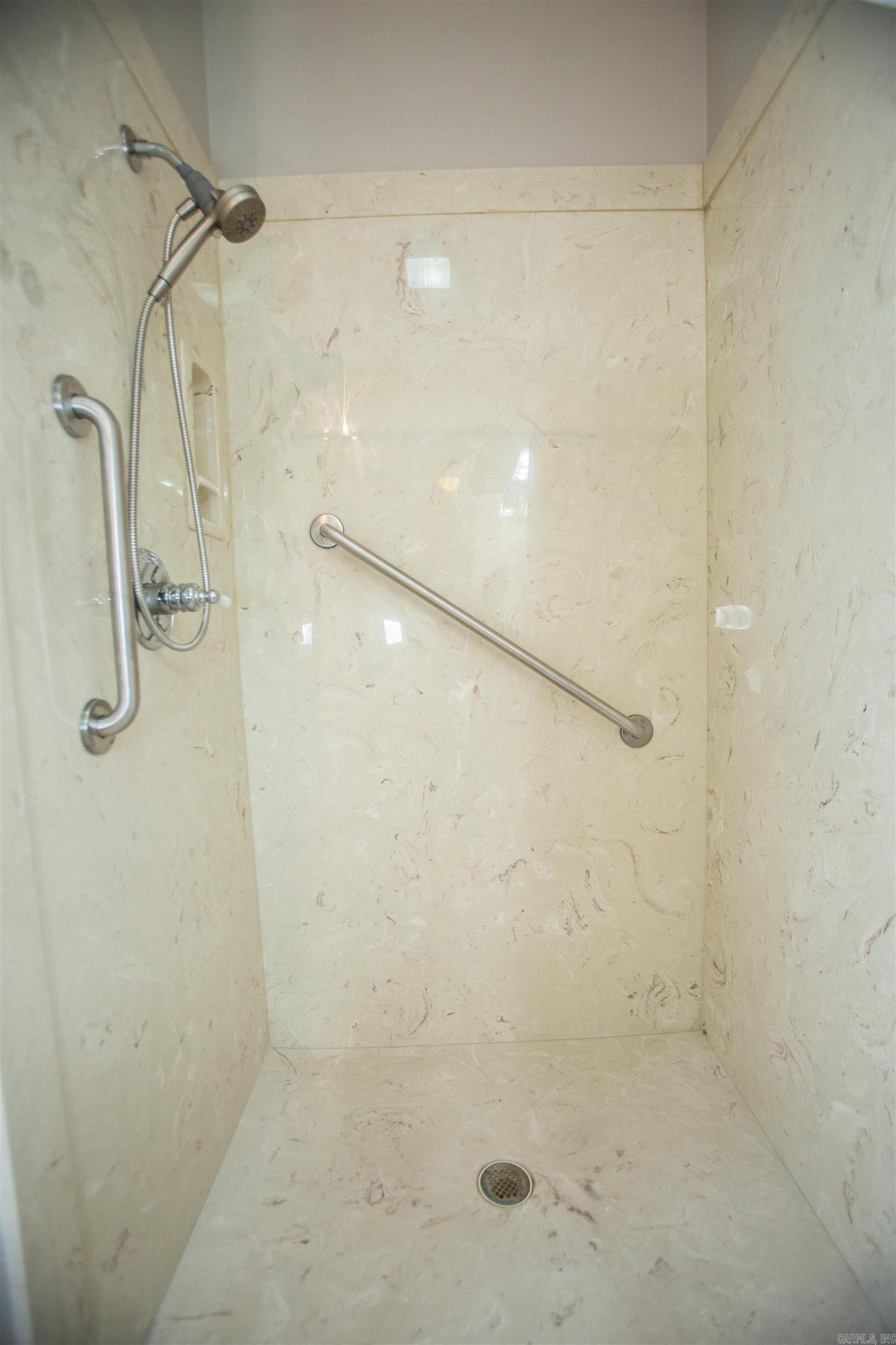 Woodlands Edge - Residential Lease