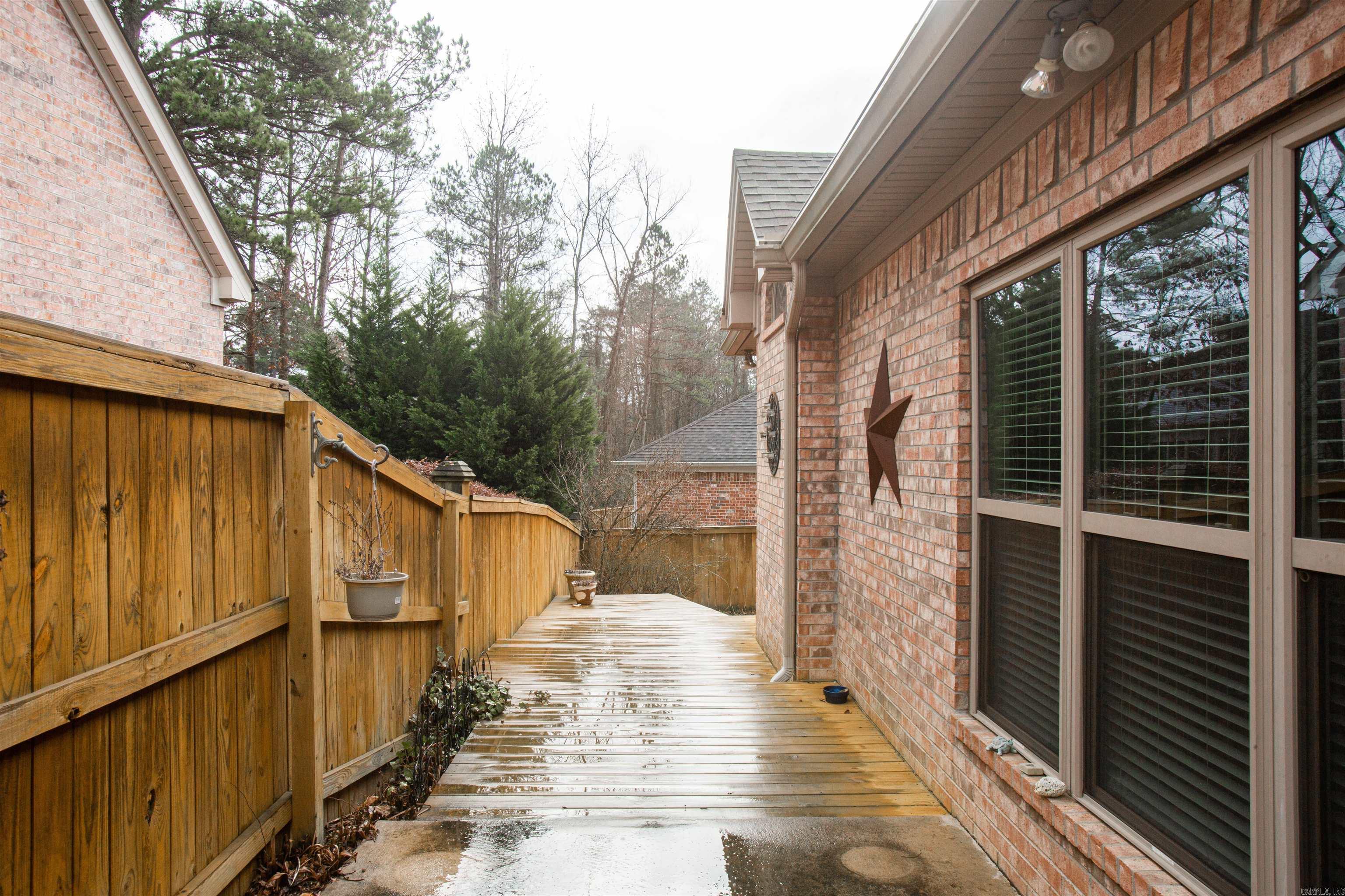 Woodlands Edge - Residential Lease