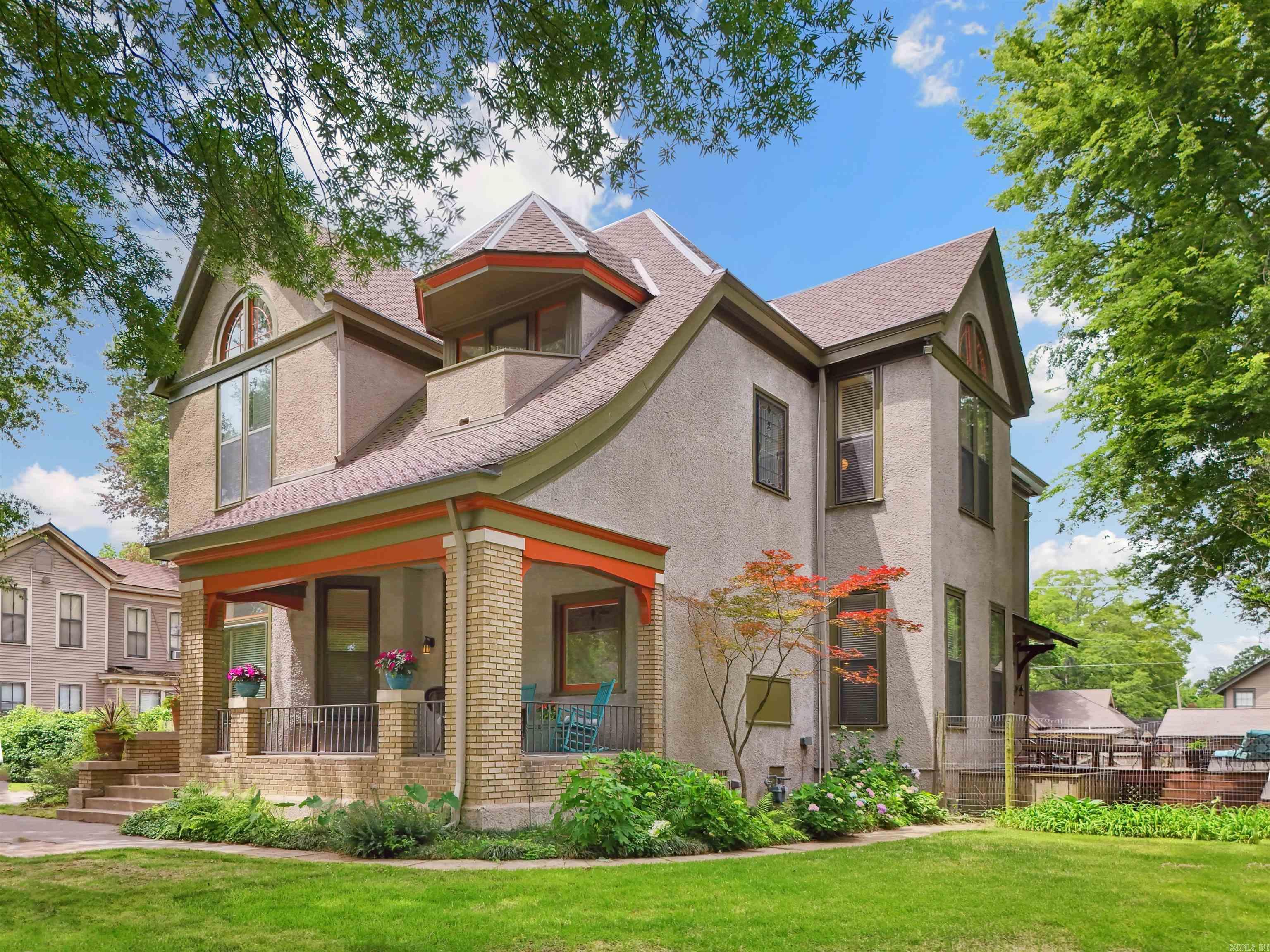 Weldon E Wrights - Residential