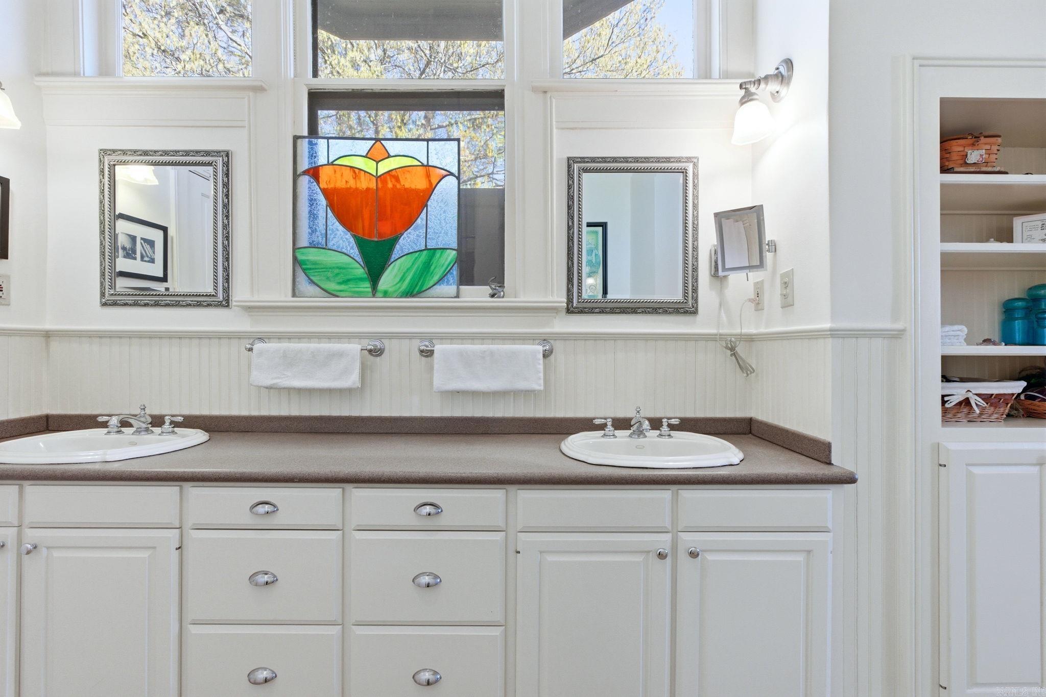 Weldon E Wrights - Residential