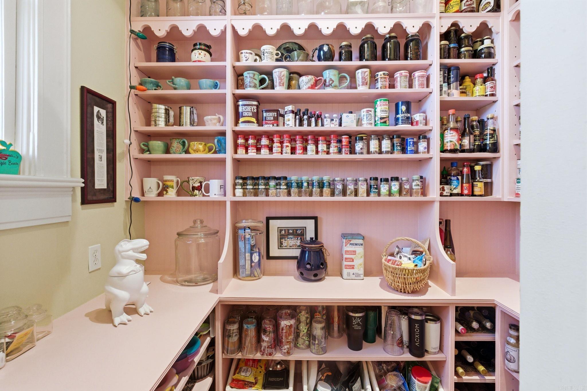 Weldon E Wrights - Residential