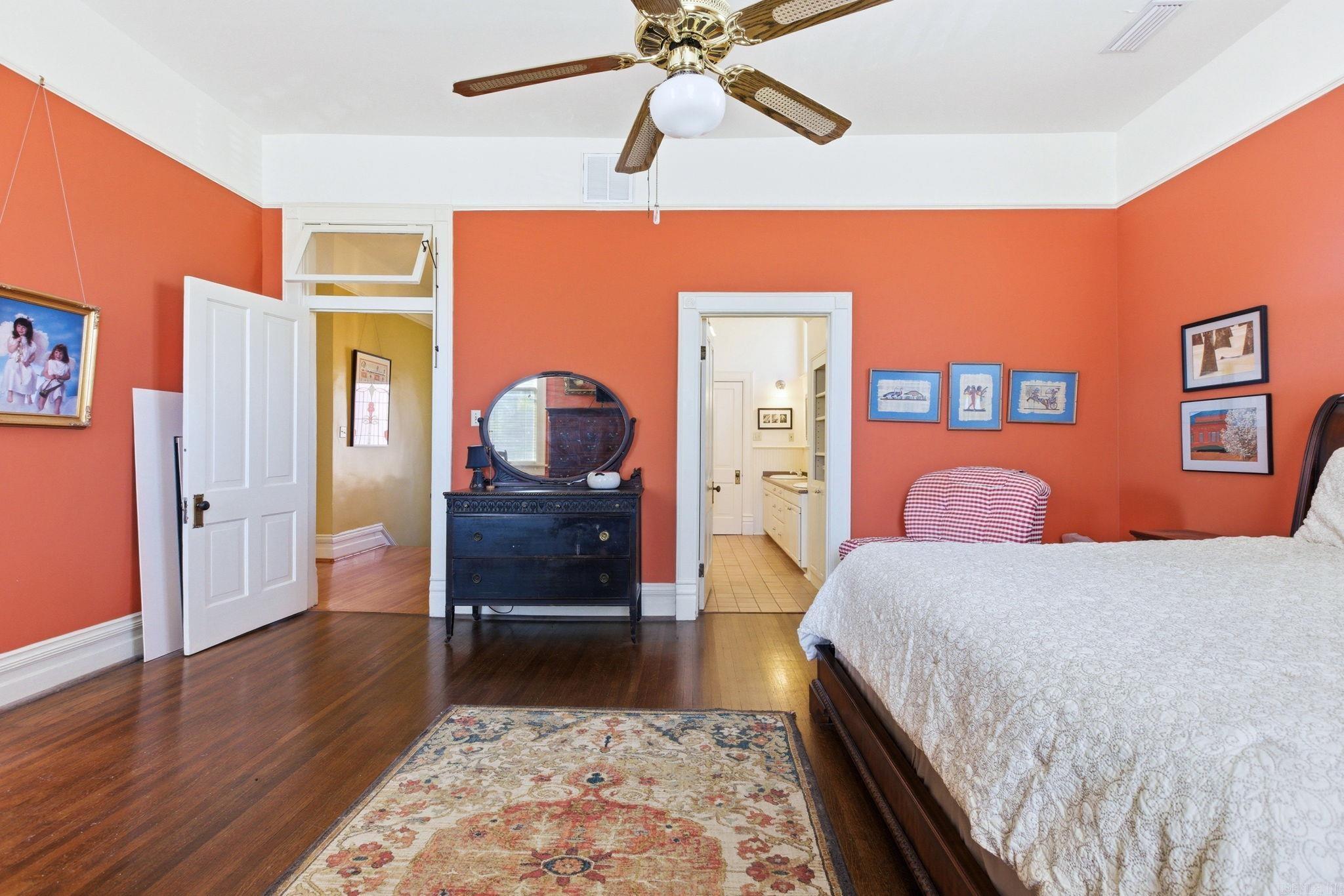 Weldon E Wrights - Residential