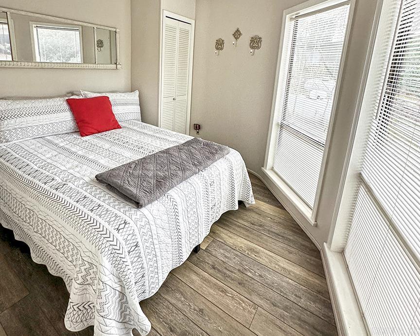 COW SHOALS - Residential